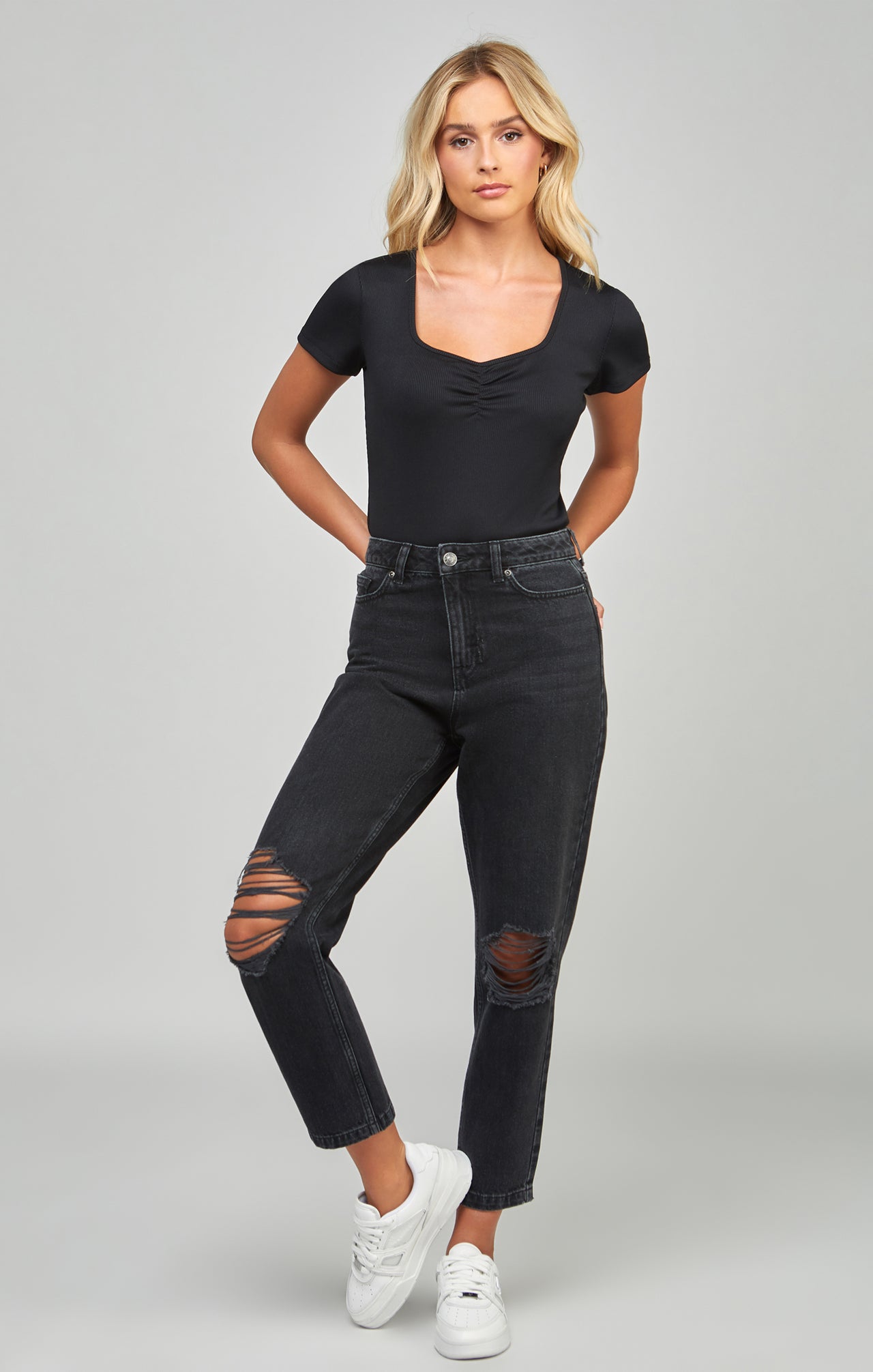 Black Short Sleeve Bodysuit (5)