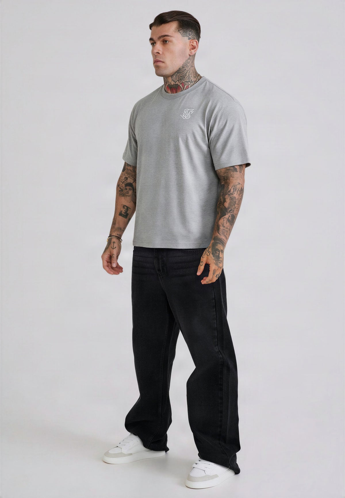 Essentials Regular Fit T-Shirt (3)