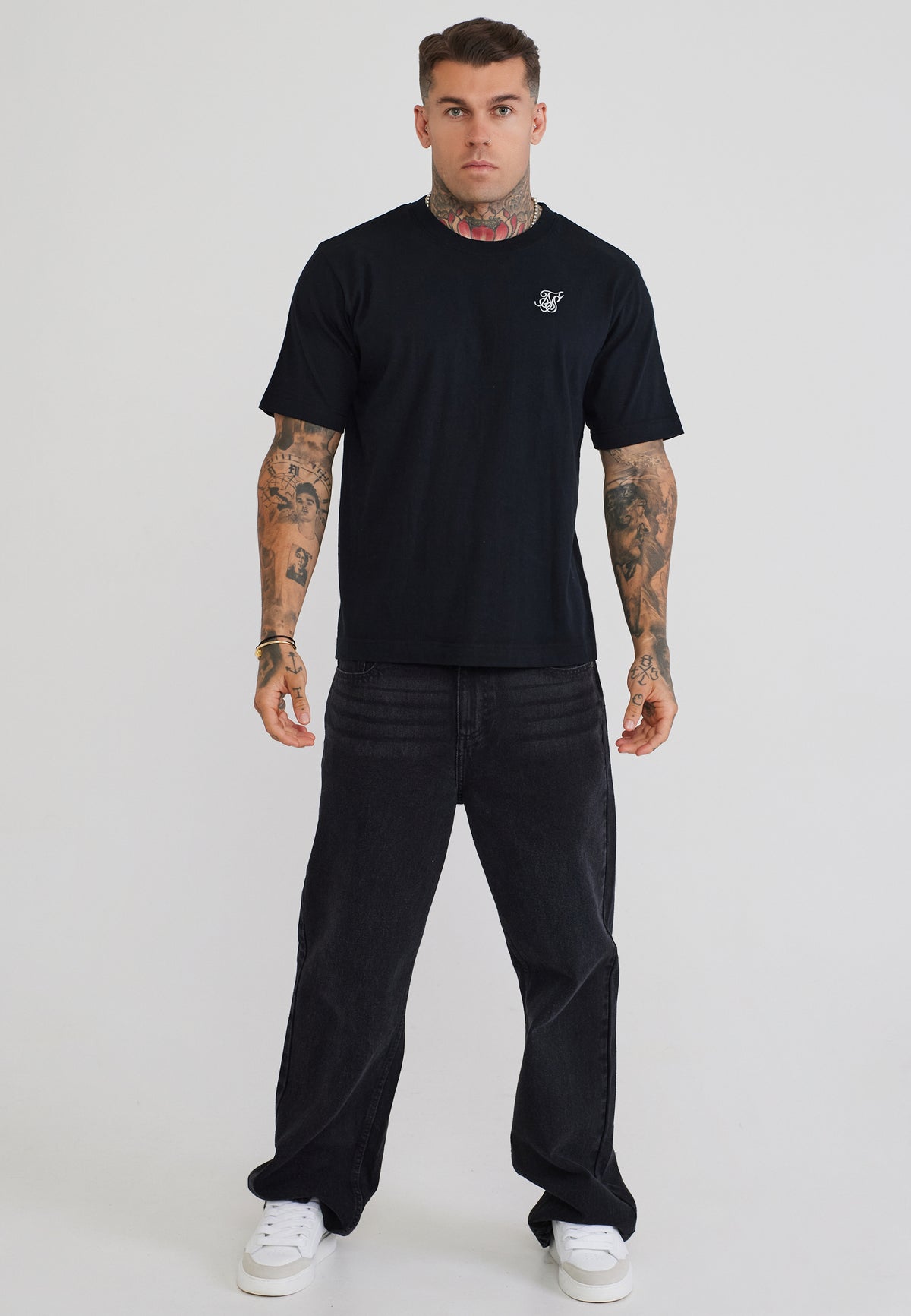 Essentials Regular Fit T-Shirt (1)