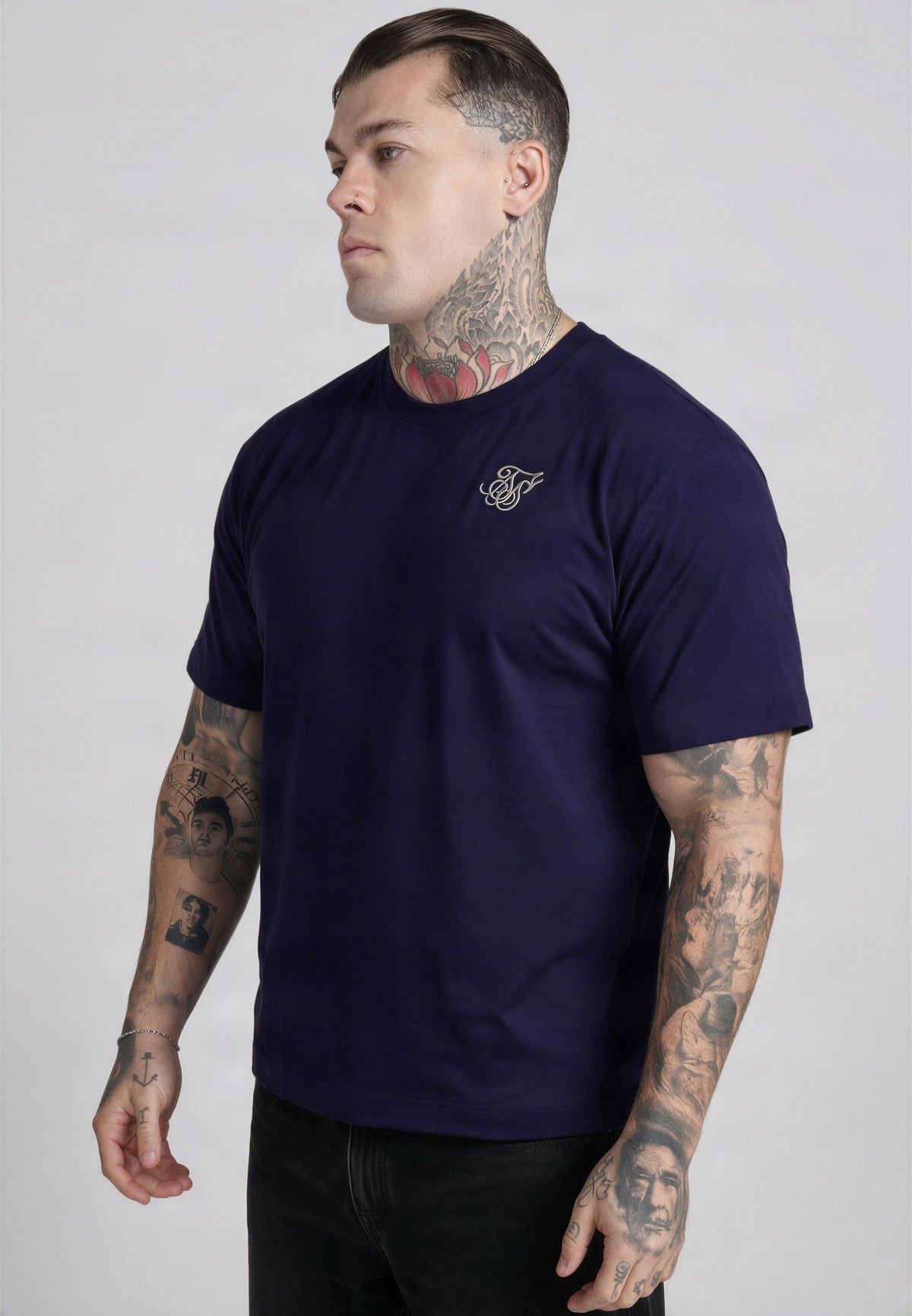Essentials Regular Fit T-Shirt (1)