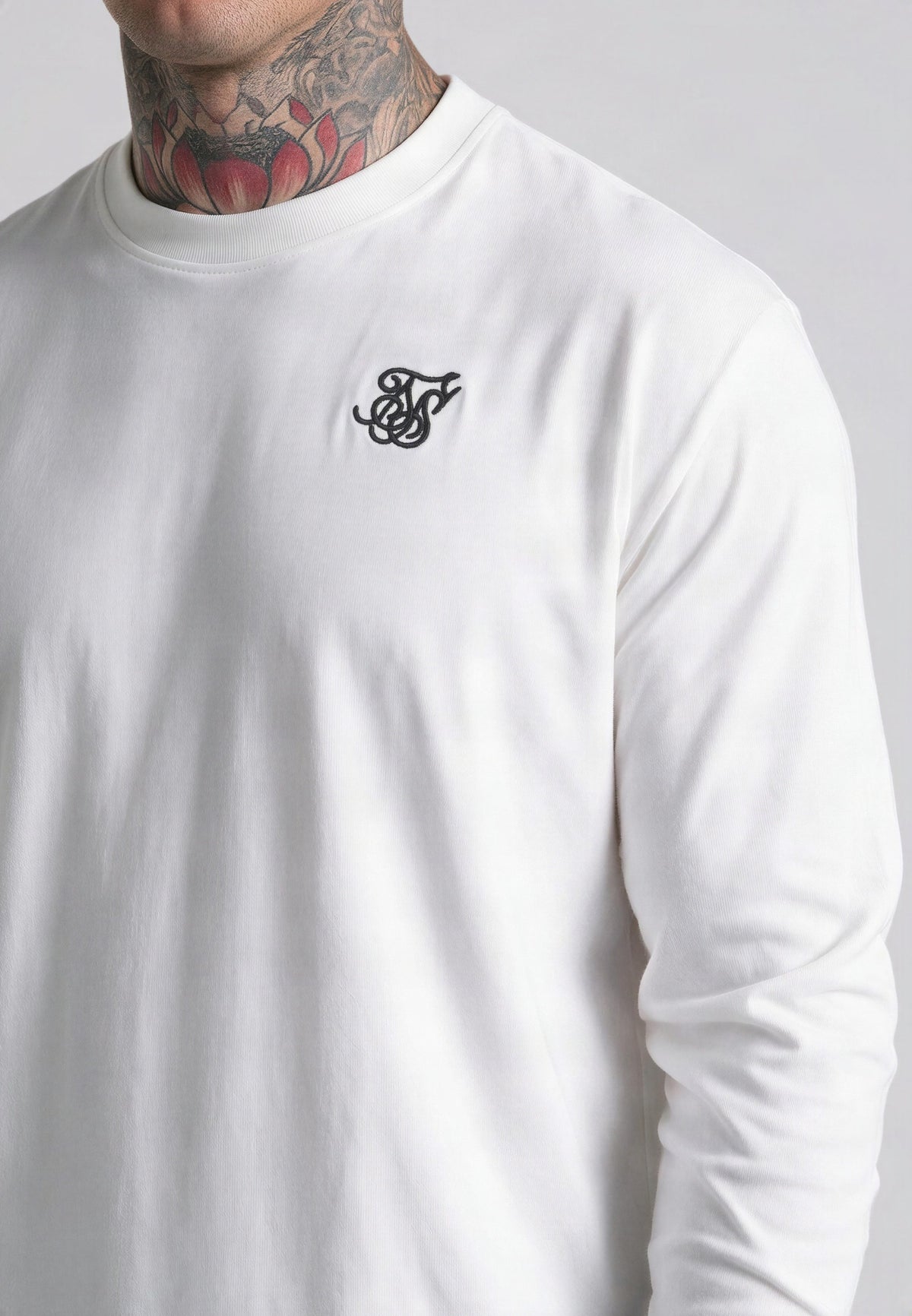 Essentials LS Regular Fit T-Shirt (1)