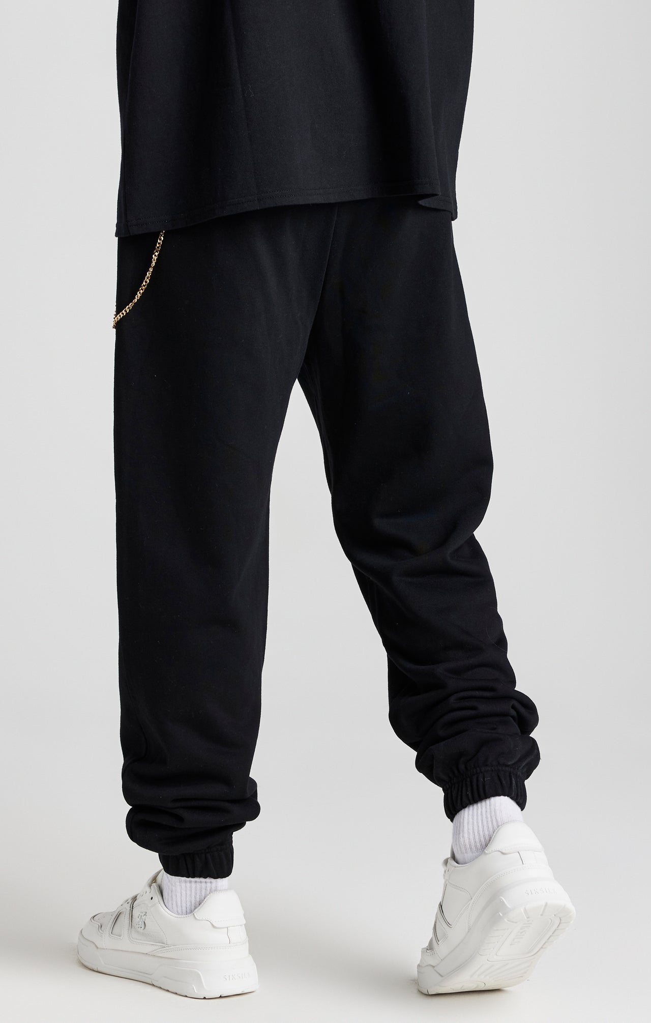 Black Chain Jogger (3)