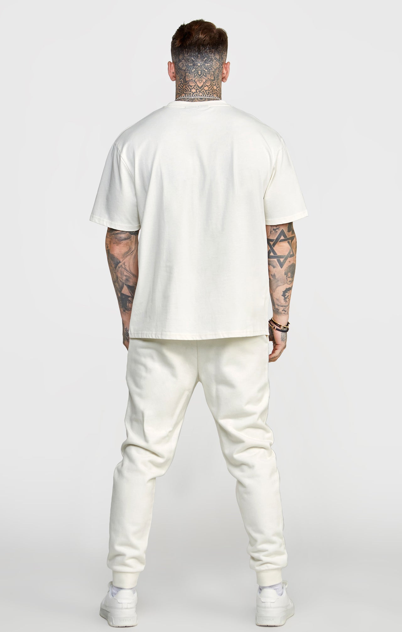 Ecru Oversized Graphic T-Shirt (4)