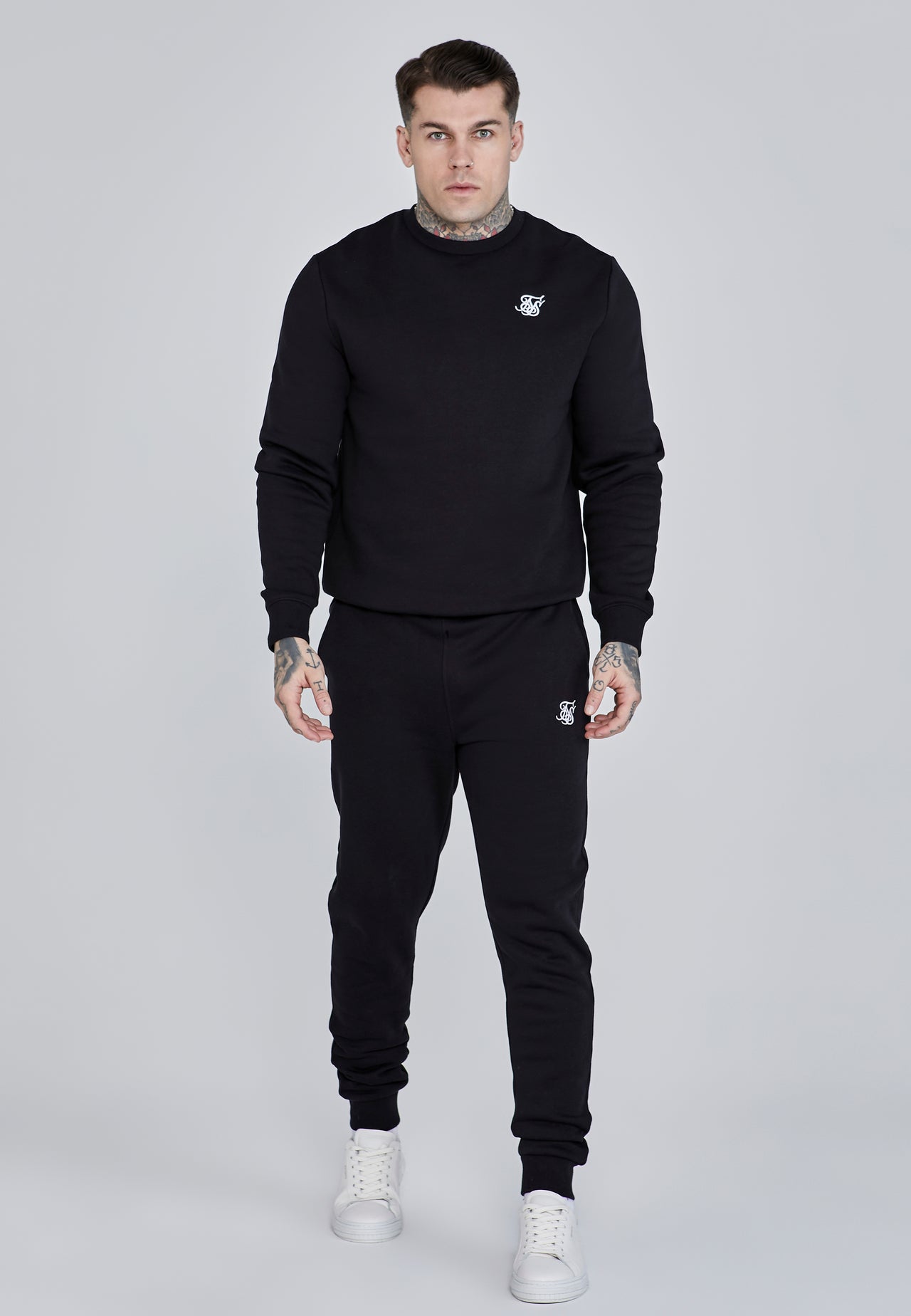 Black Essential Sweatshirt (1)