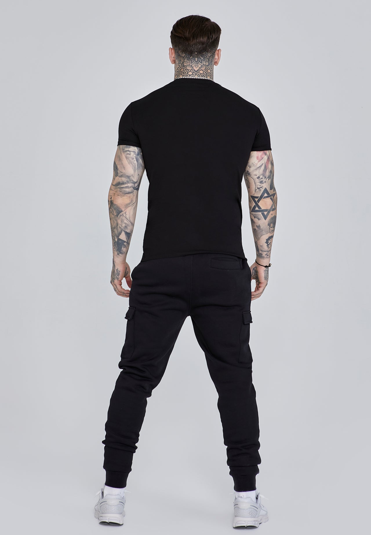 Black Essential Cargo Jogger (4)