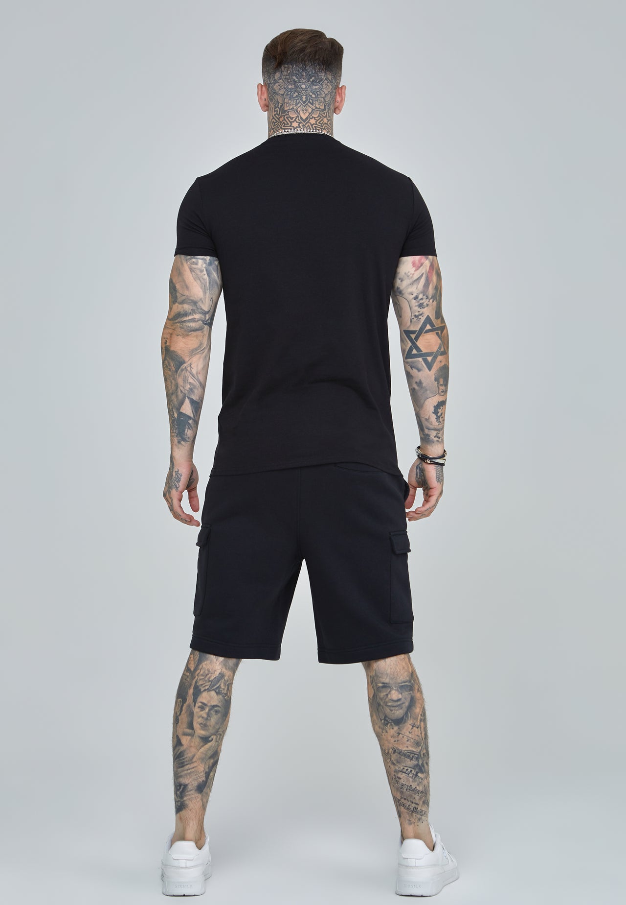 Black Essential Cargo Fleece Short (4)