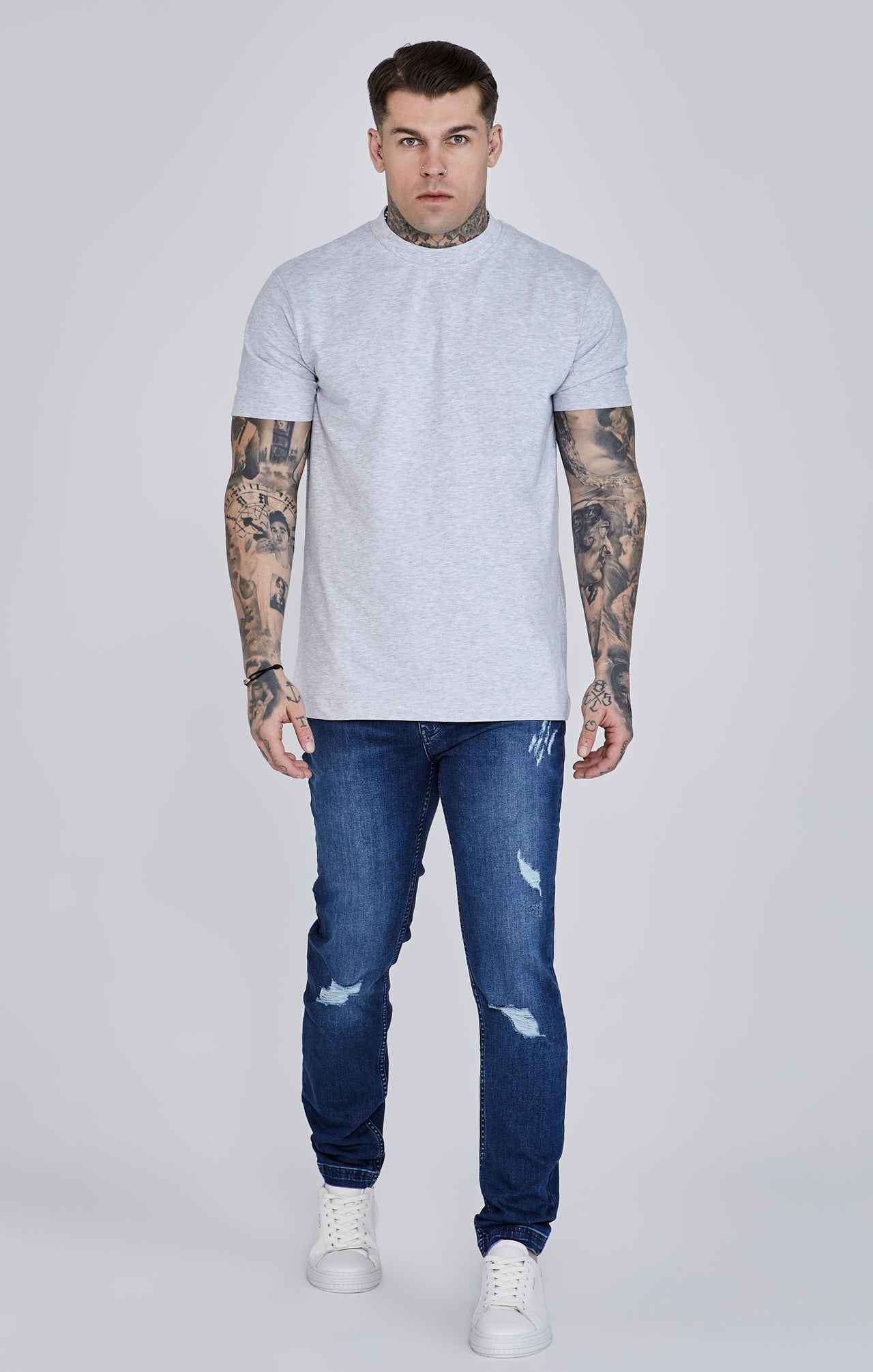 Distressed Slim Fit Jeans (1)