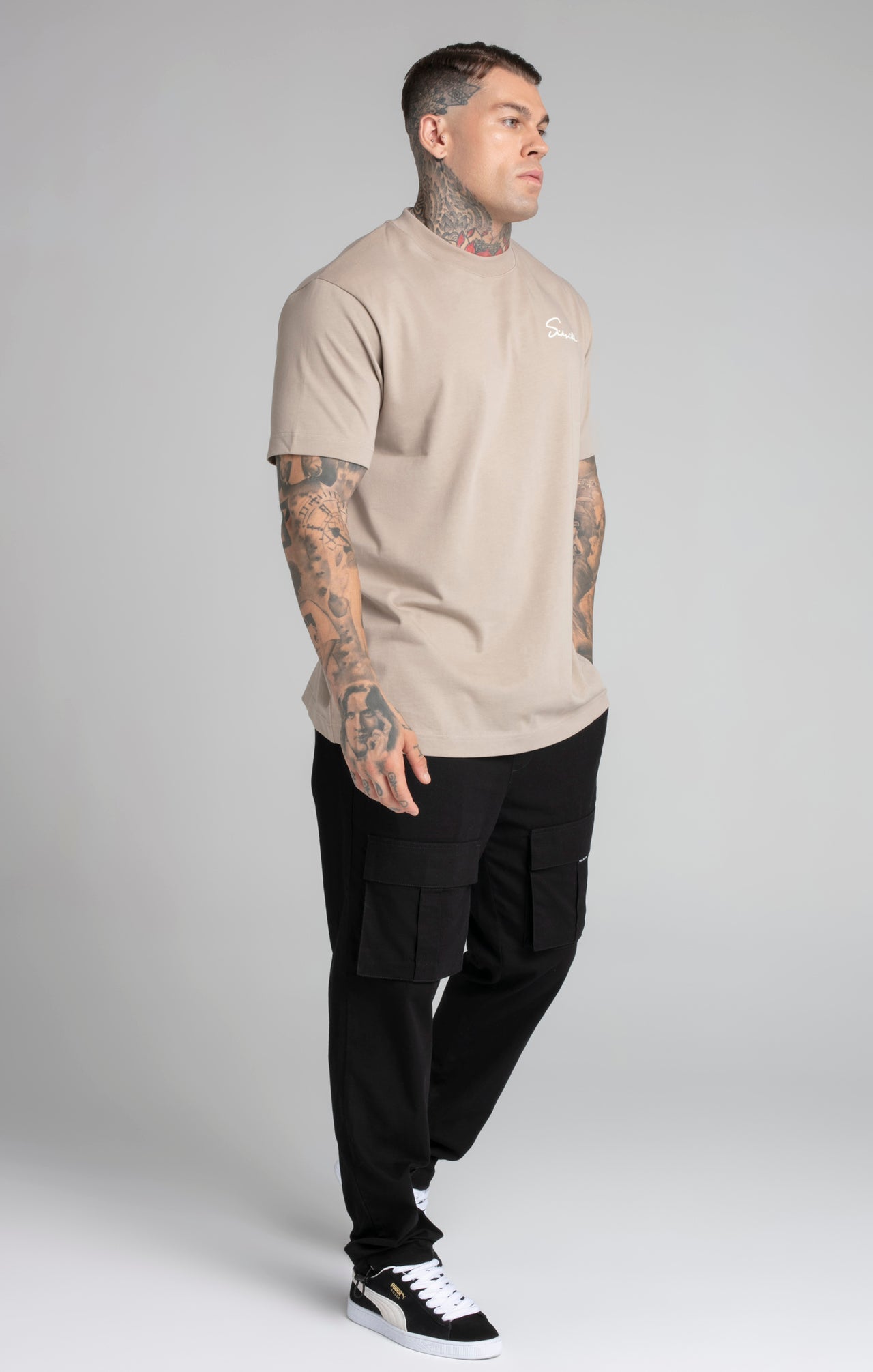 Script T-Shirt (3)
