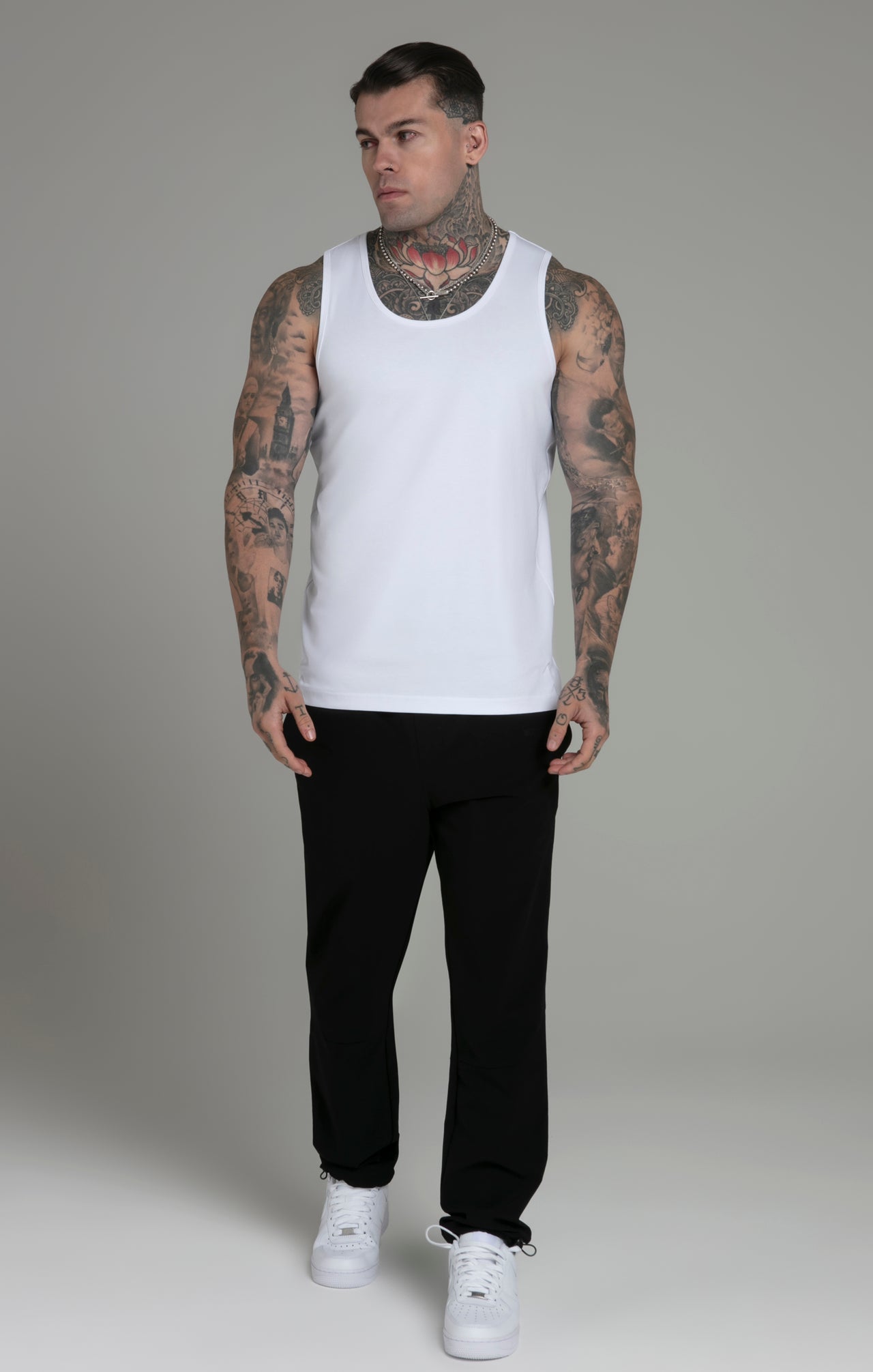 White Black Pack of 2 Vests (2)