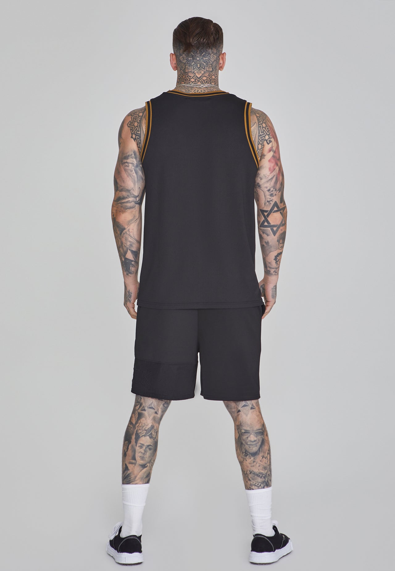 Black Basketball Vest (4)