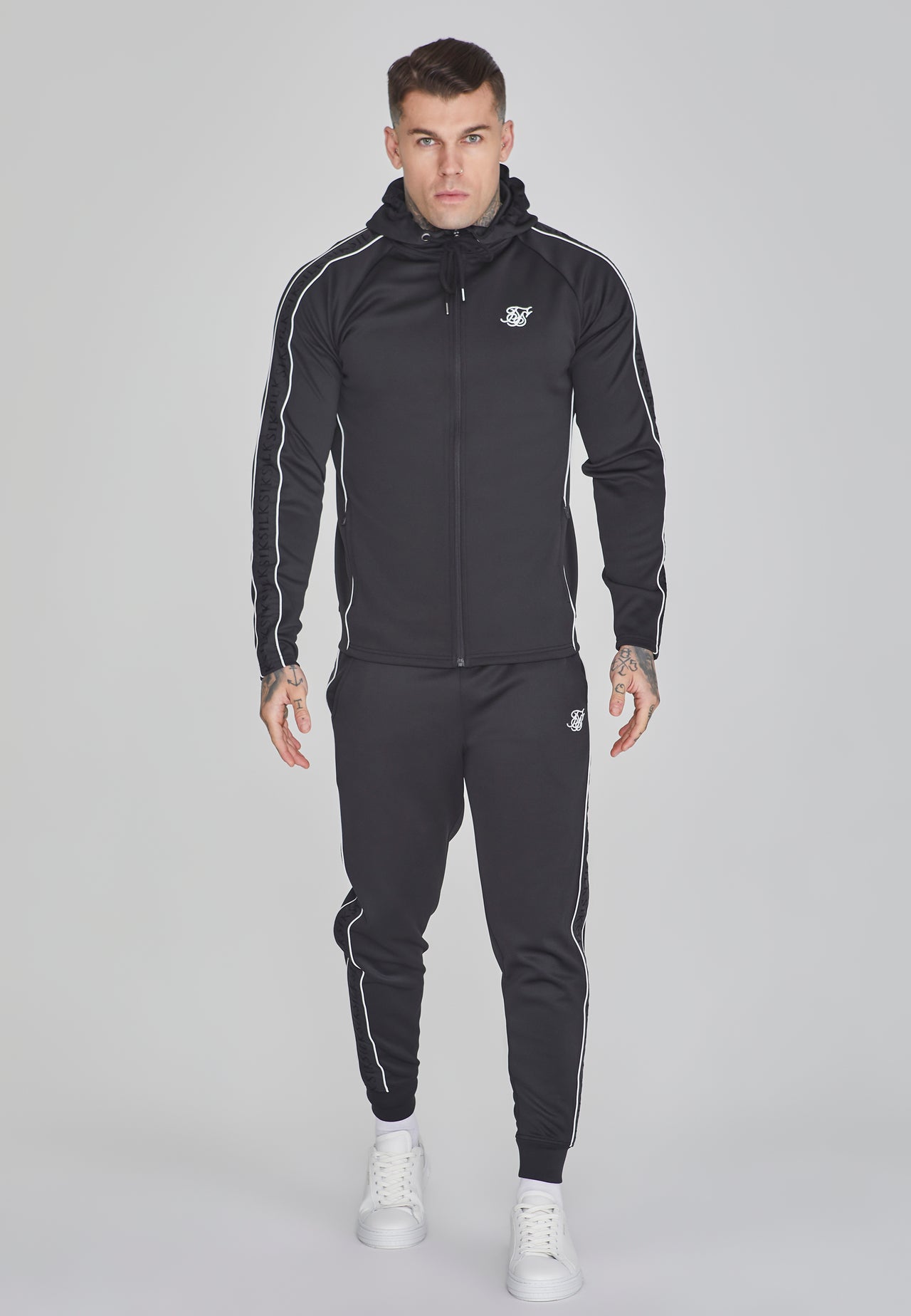 Black Tracksuit (3)