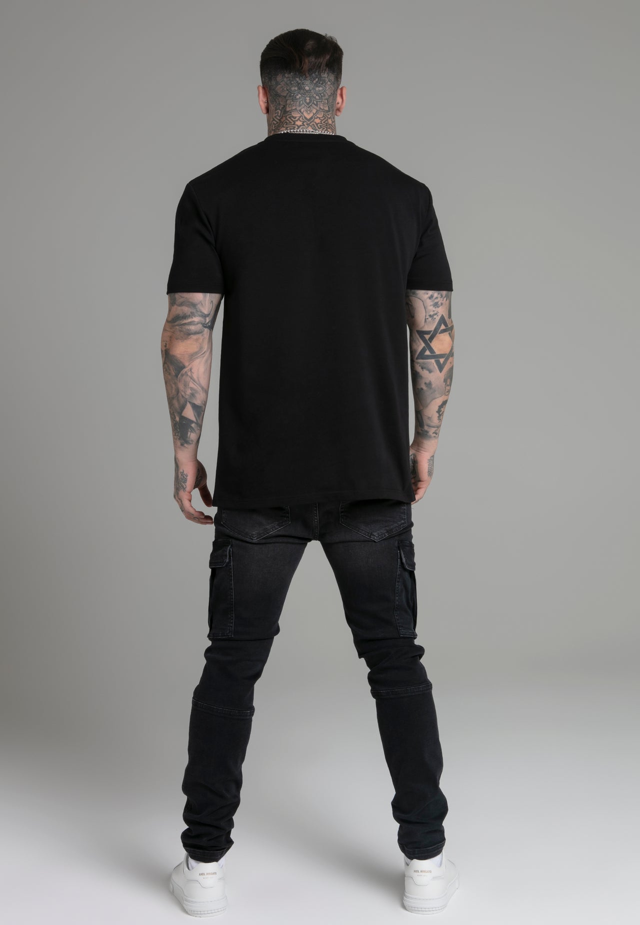 Black Relaxed Fit T-Shirt (4)