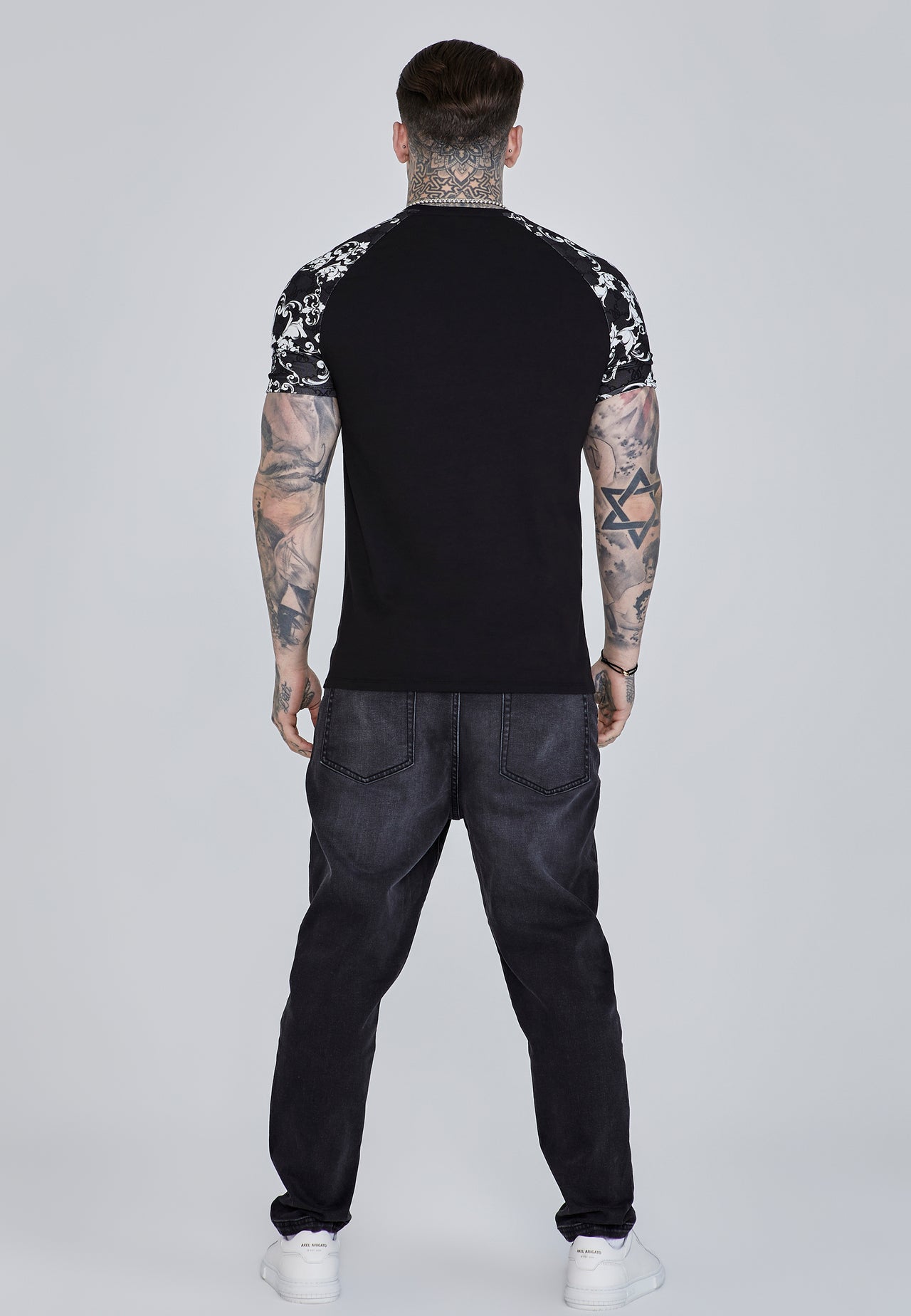 Black Venetian T-Shirt (4)