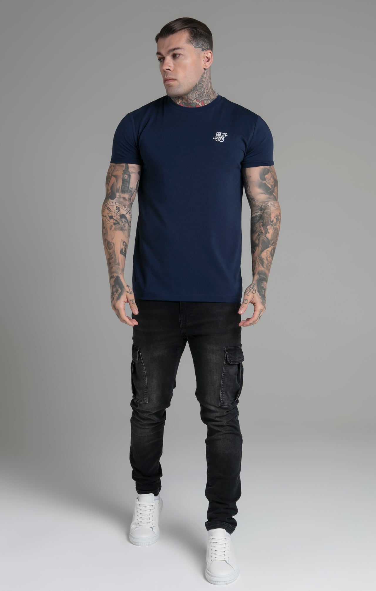 Navy Muscle Fit T-Shirt (1)