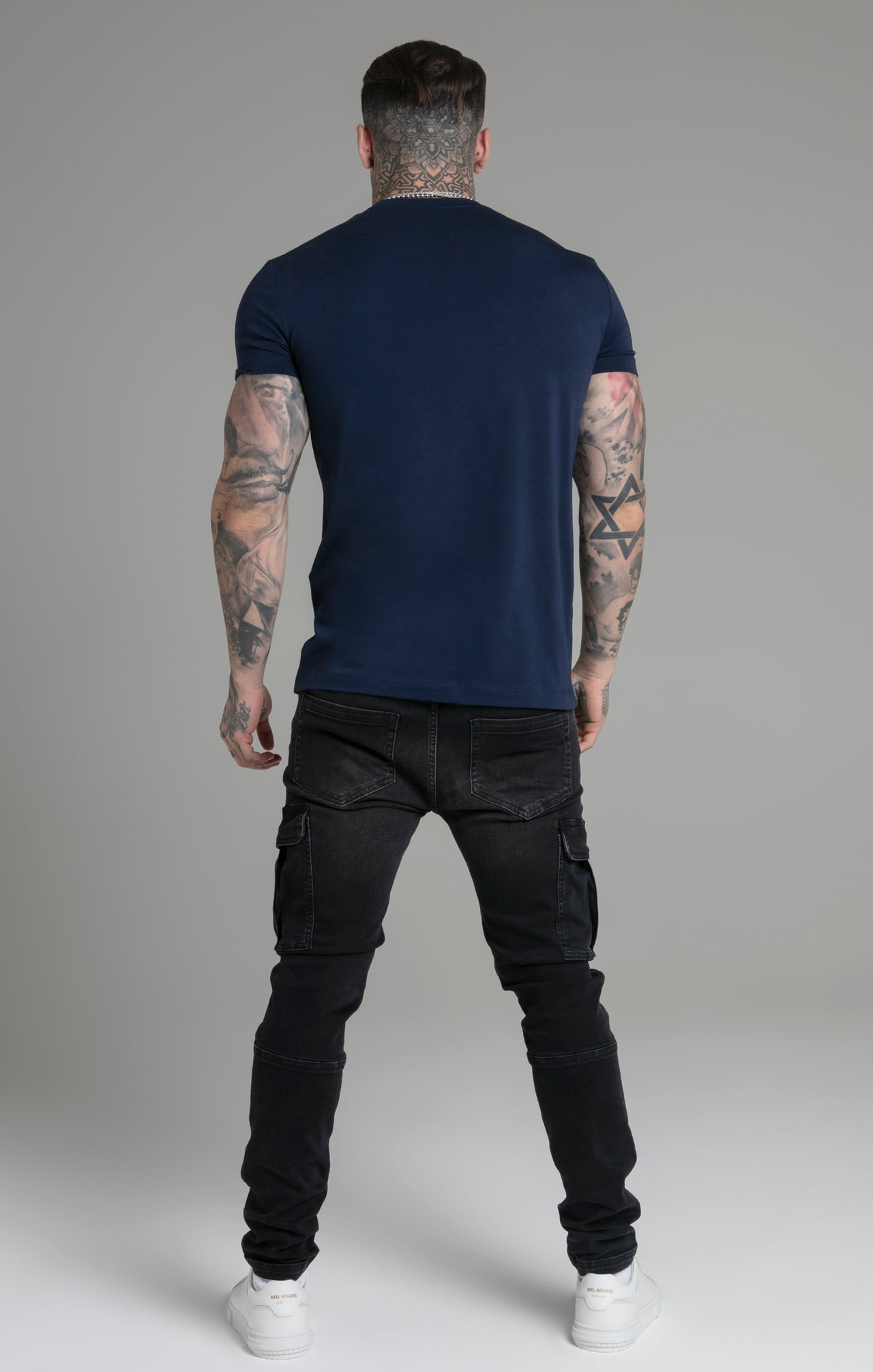 Navy Muscle Fit T-Shirt (4)