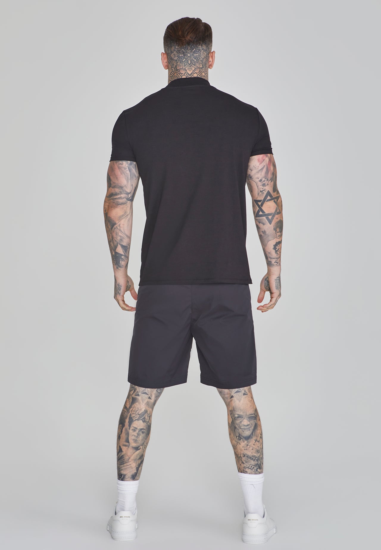 Black Muscle Fit T-Shirt (4)