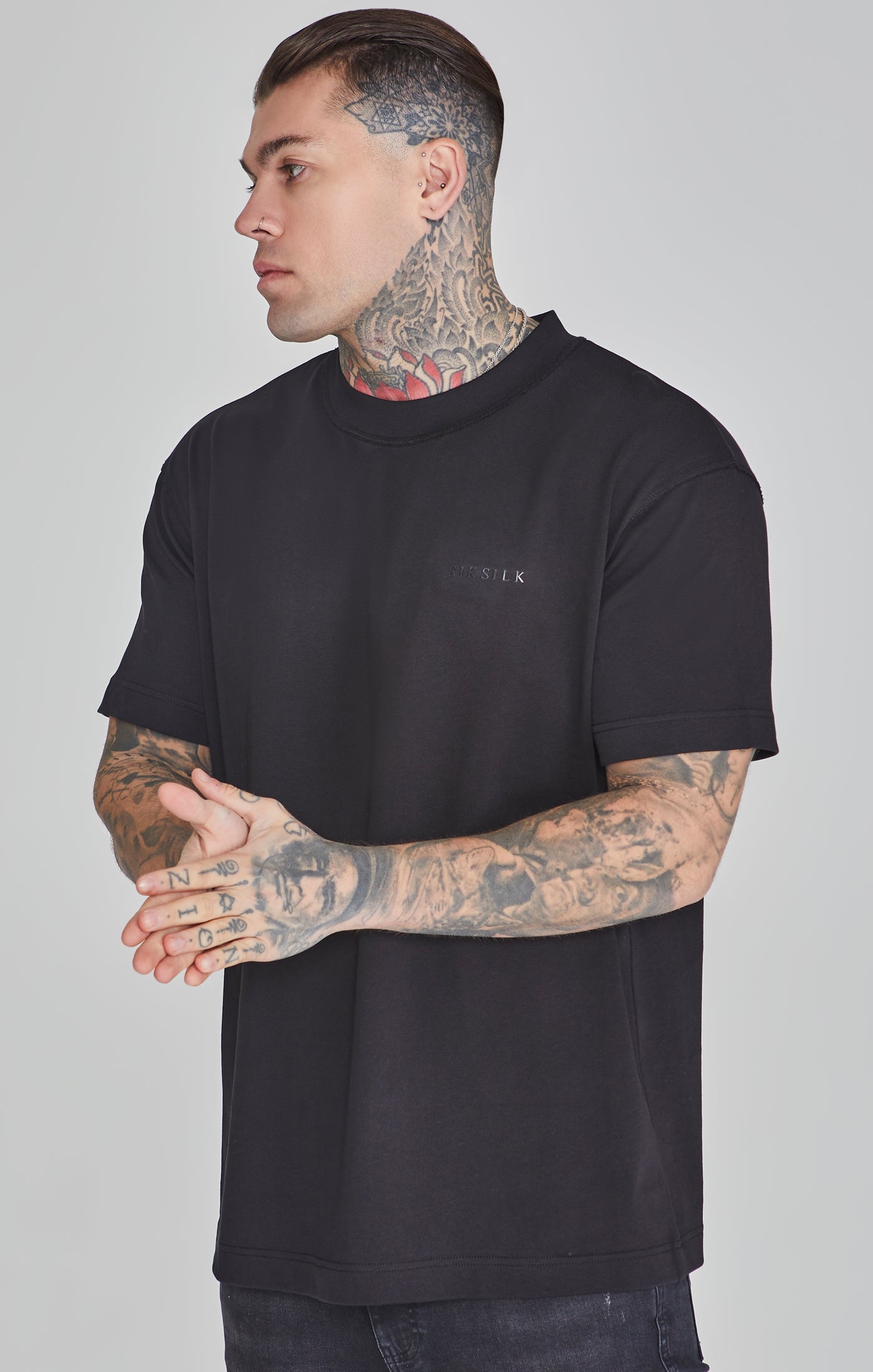 Camiseta fashion negra siksilk