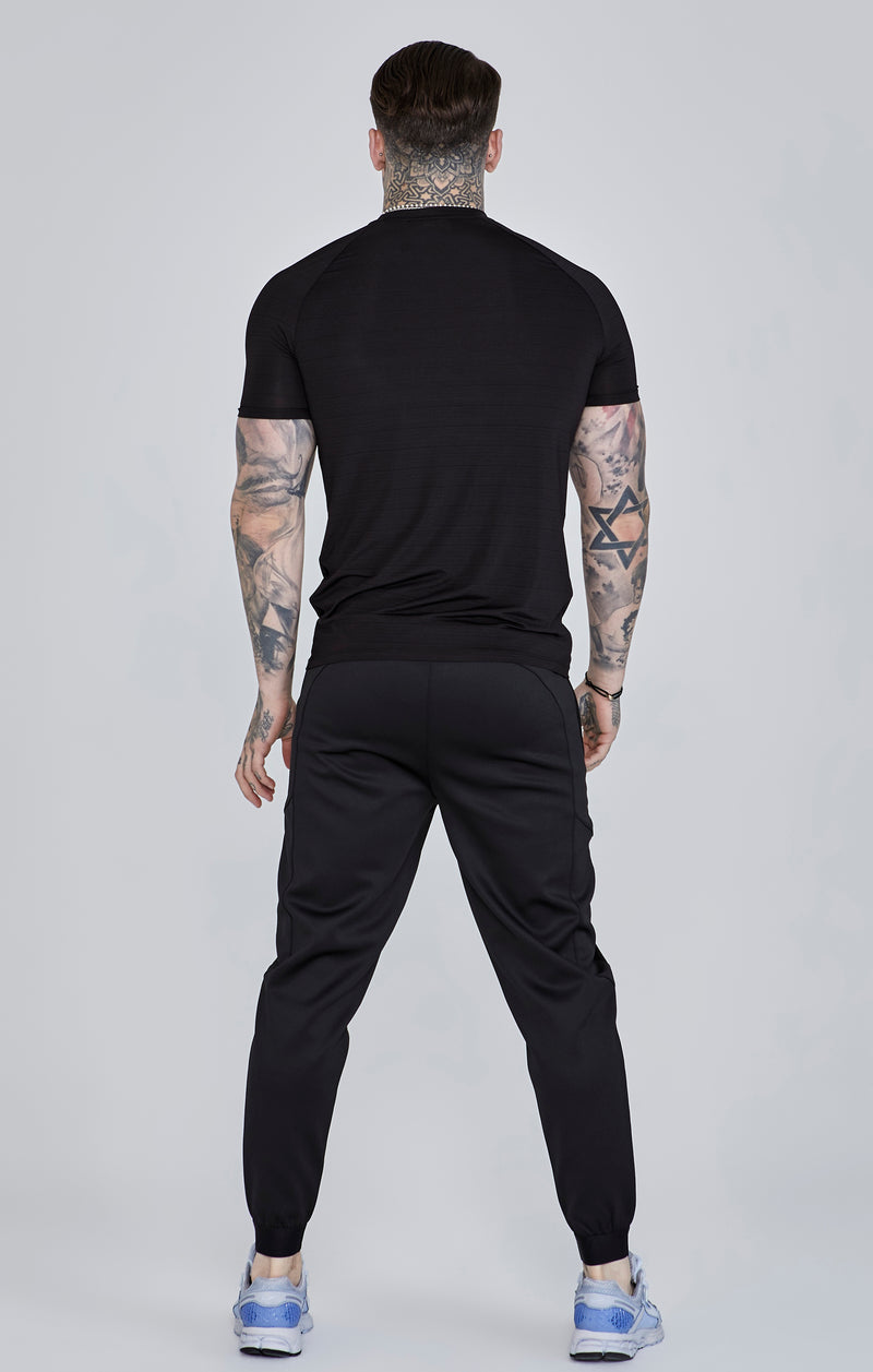 Black Muscle Fit T-Shirt (1)