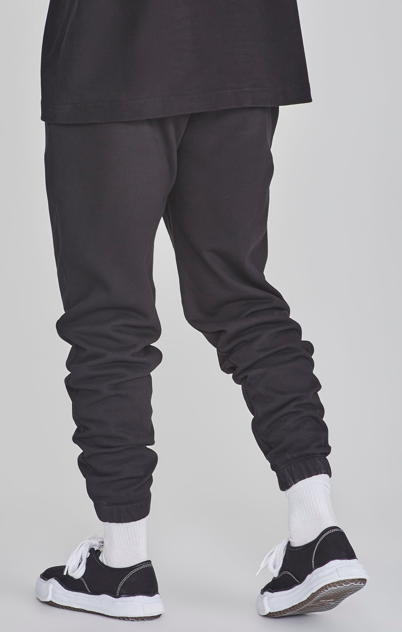 Relaxed Fit Joggers (3)