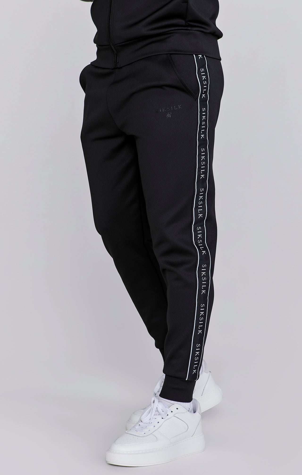 Black Hoodie and Joggers Set (2)