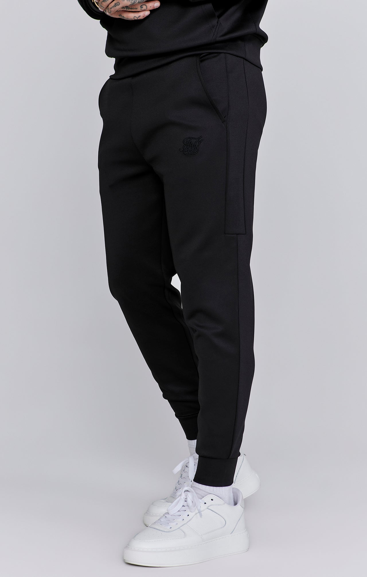 Black Hoodie and Joggers Set (2)