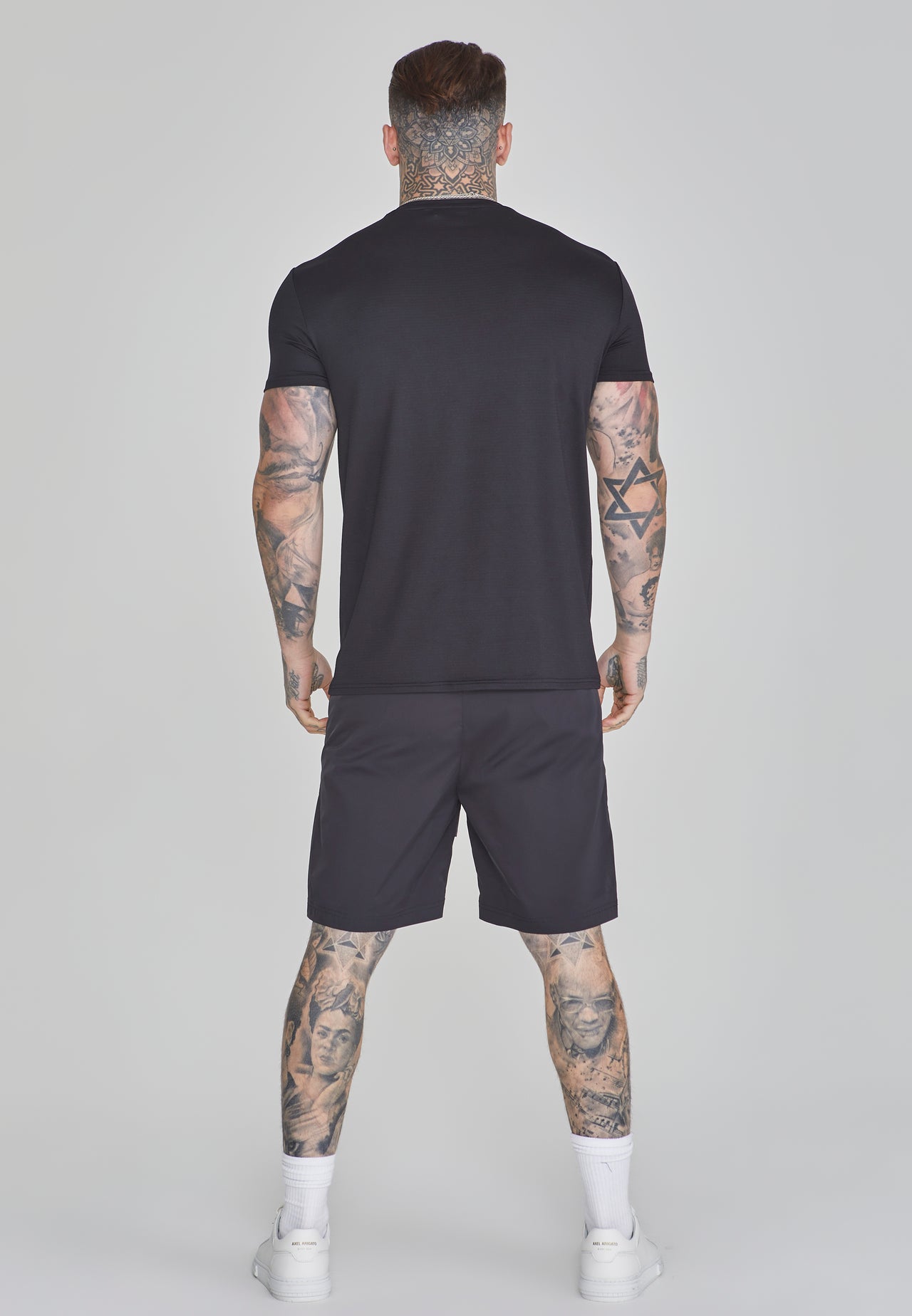 Black Muscle Fit T-Shirt (4)