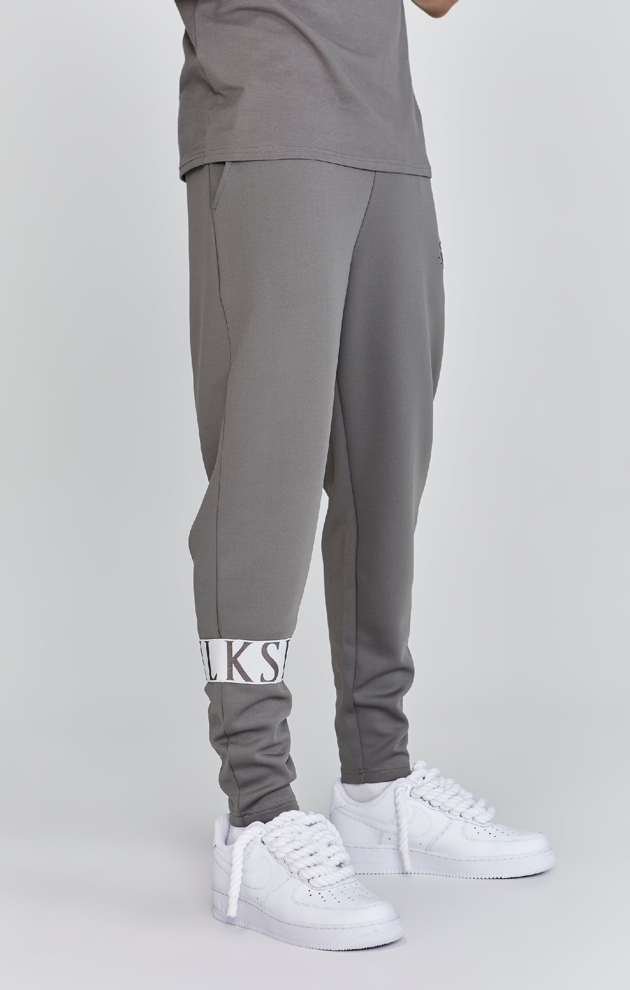 Dynamic Joggers (2)