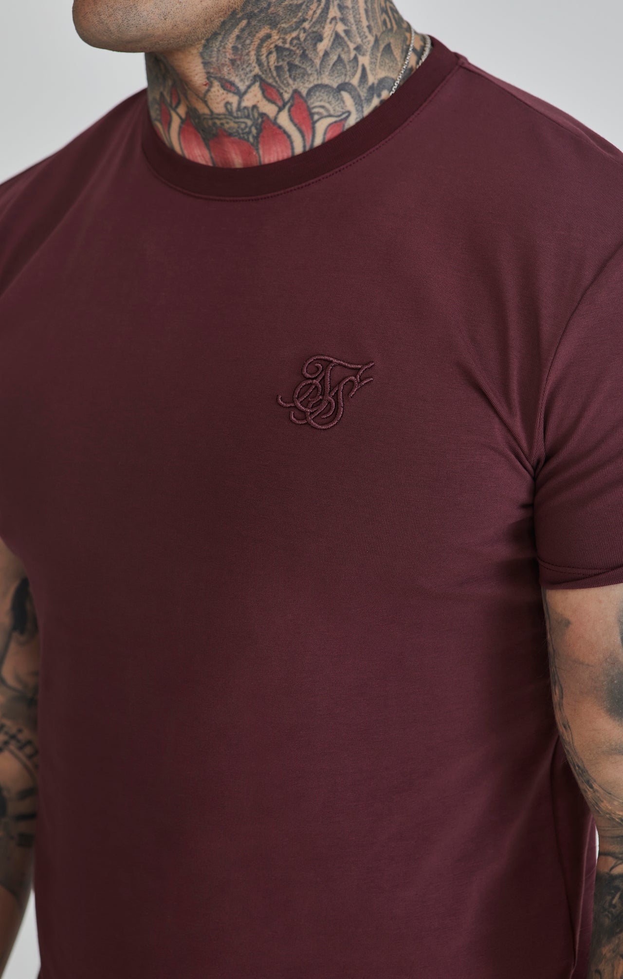 Burgundy Muscle Fit T-Shirt (2)