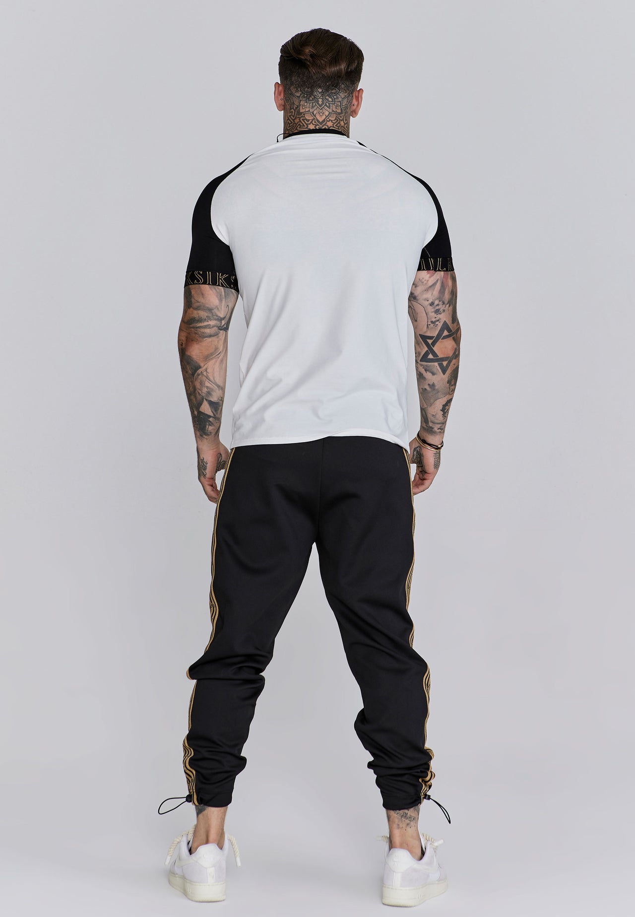 Black Joggers (4)