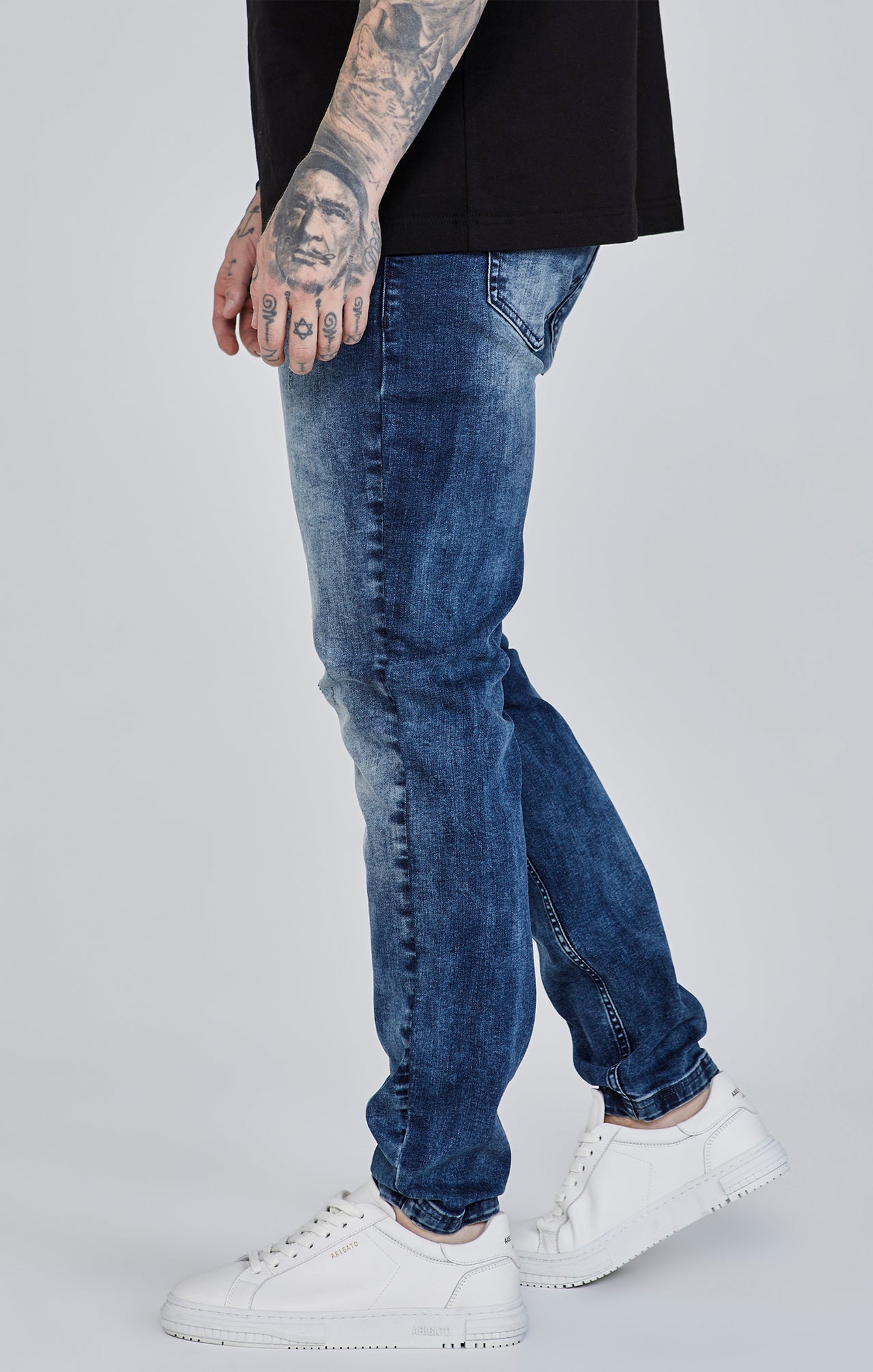 Blue Distressed Slim Fit (2)