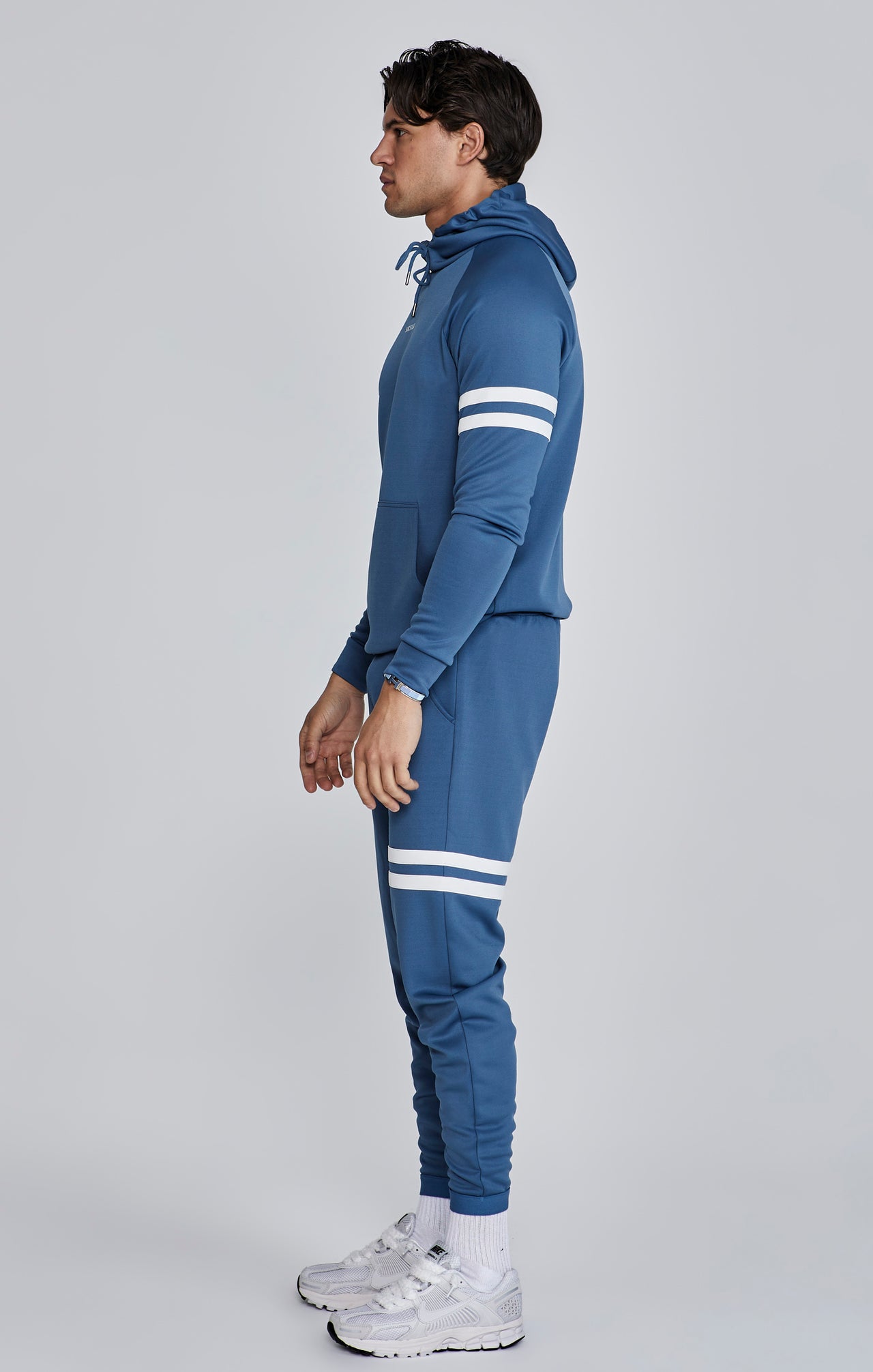 Blue Muscle Fit Hoodie (3)