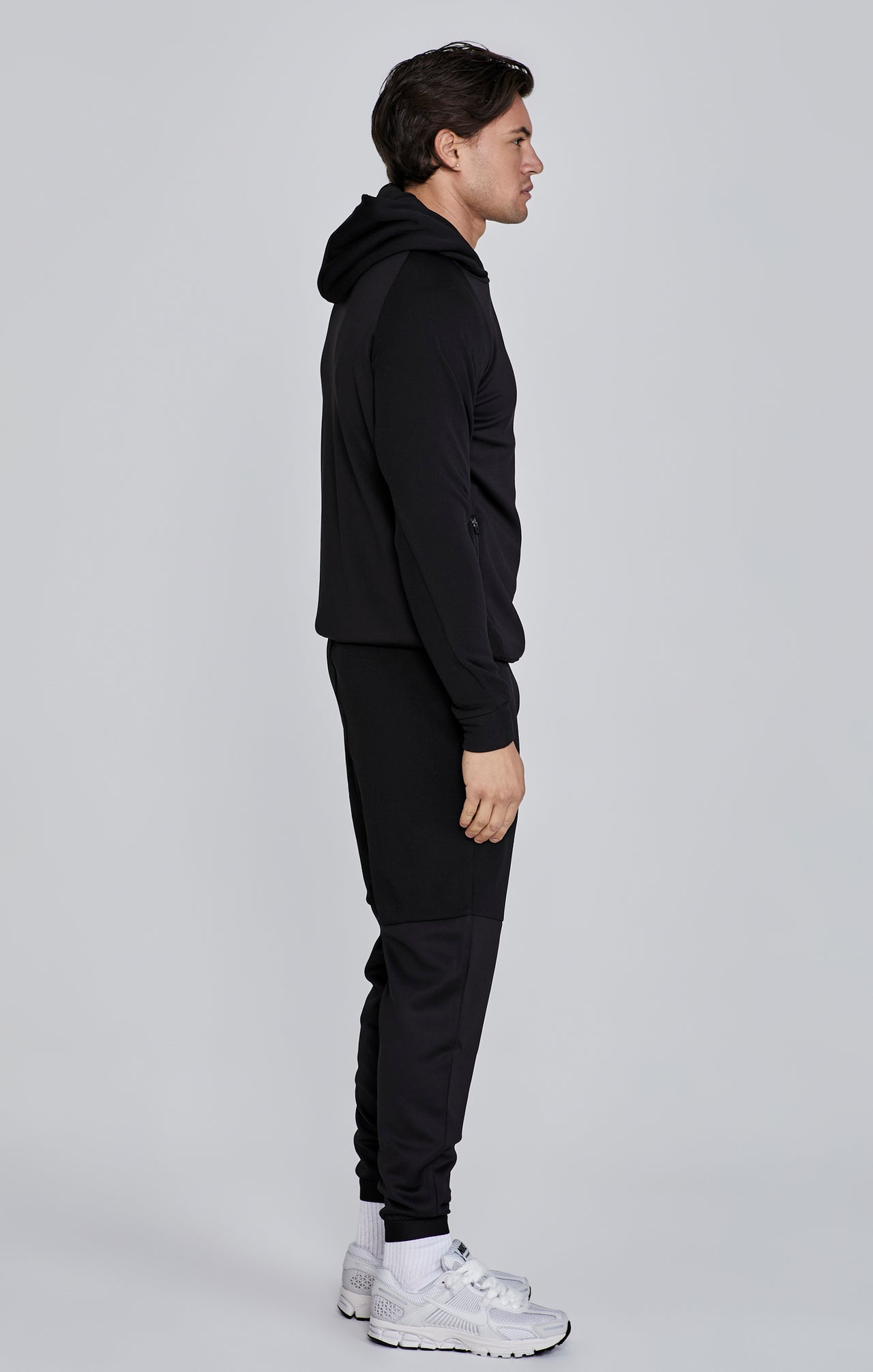 Black Pullover Hoodie (3)