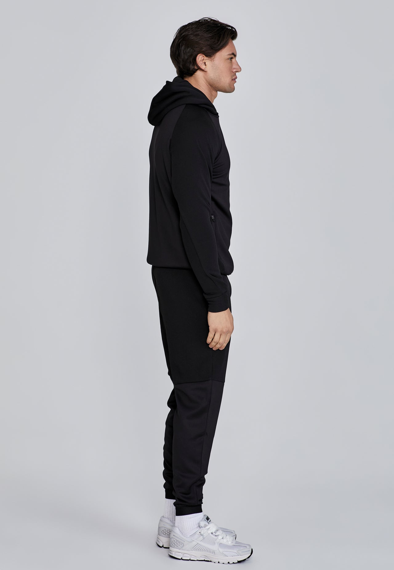 Black Pullover Hoodie (3)