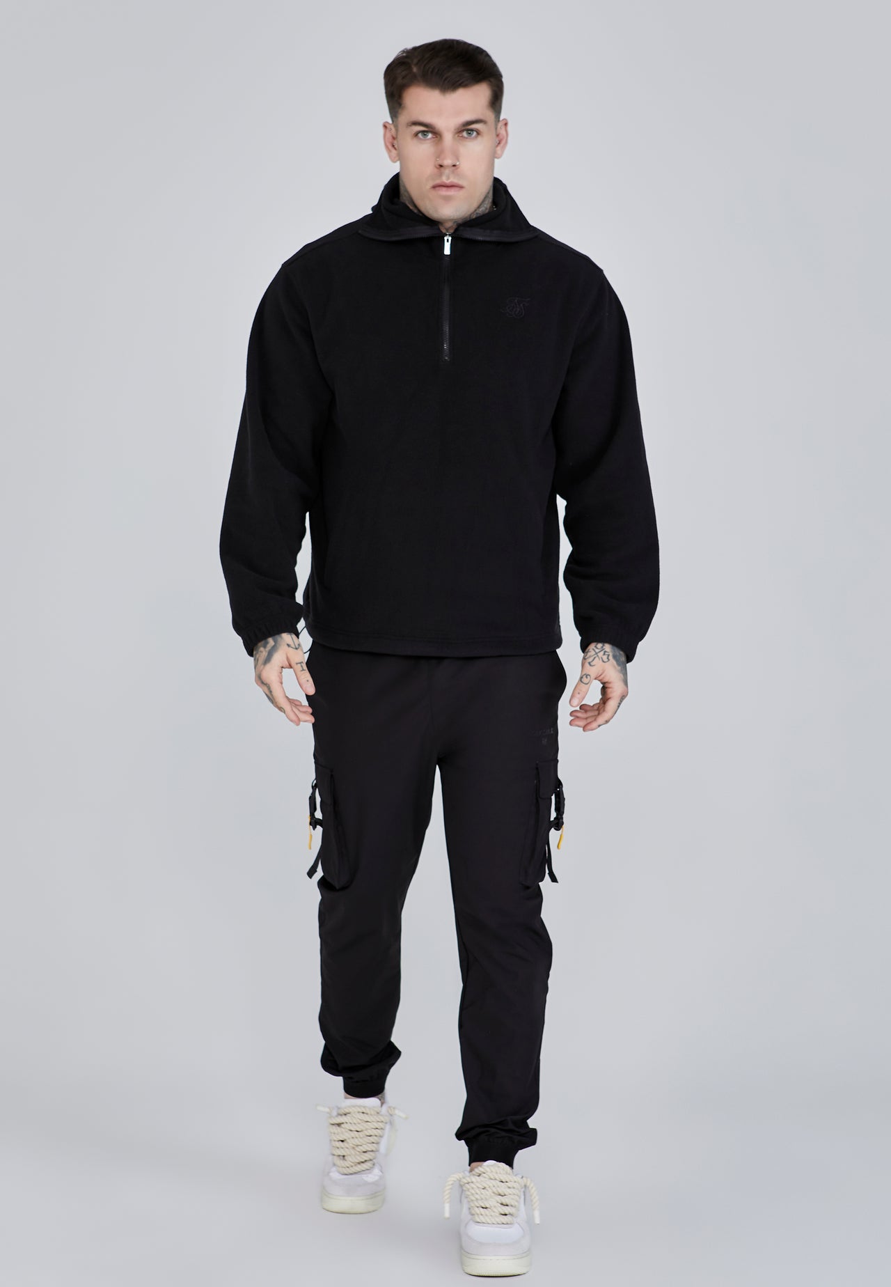 Black Cargo Pants (1)