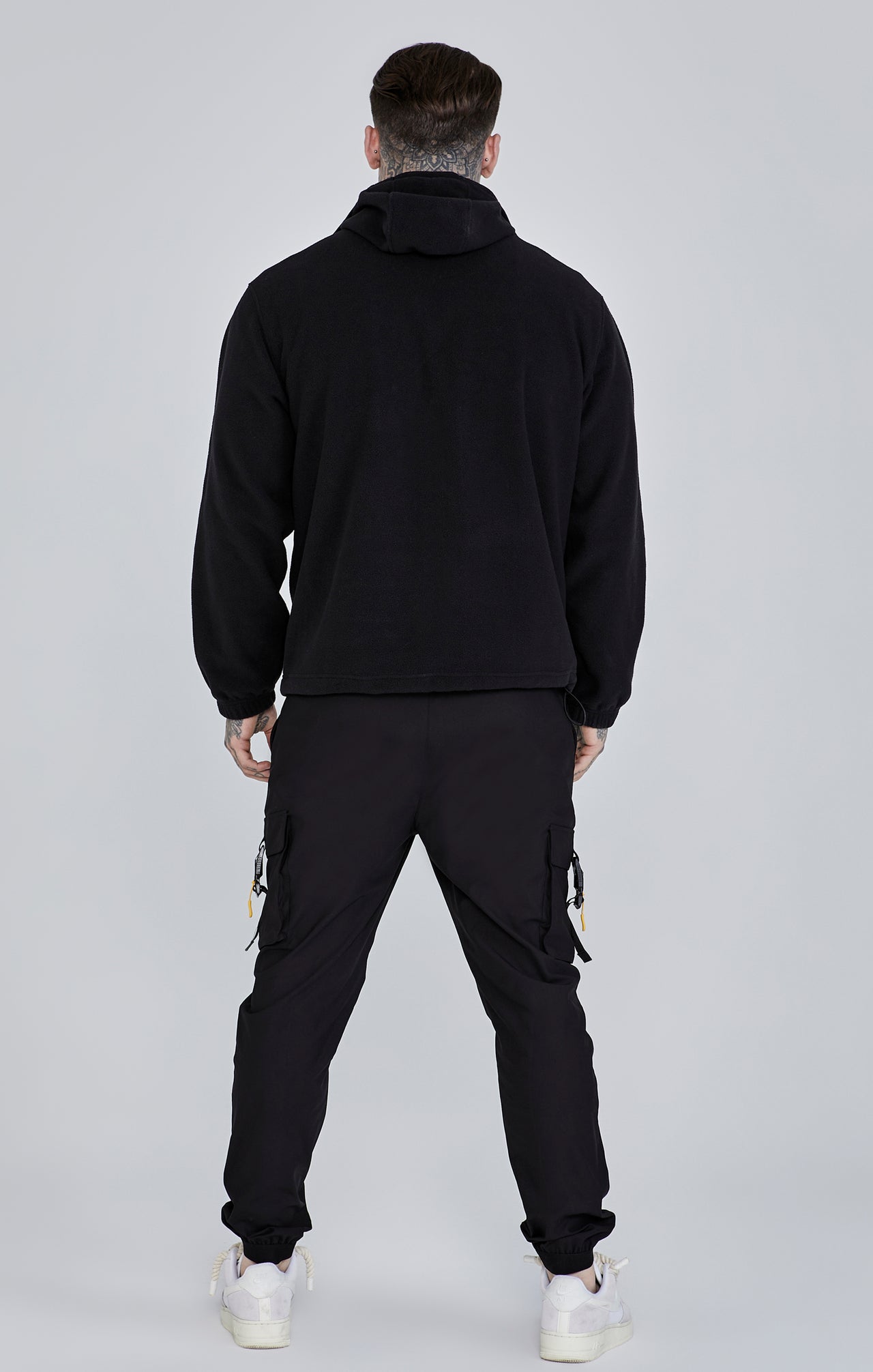 Black Cargo Pants (4)