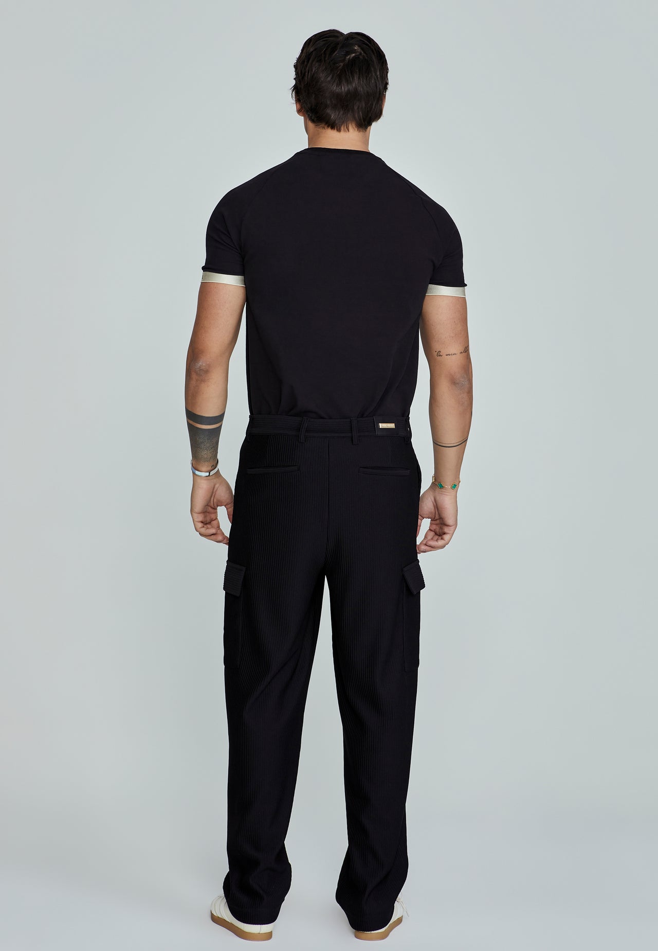 Black Cargo Pants (4)