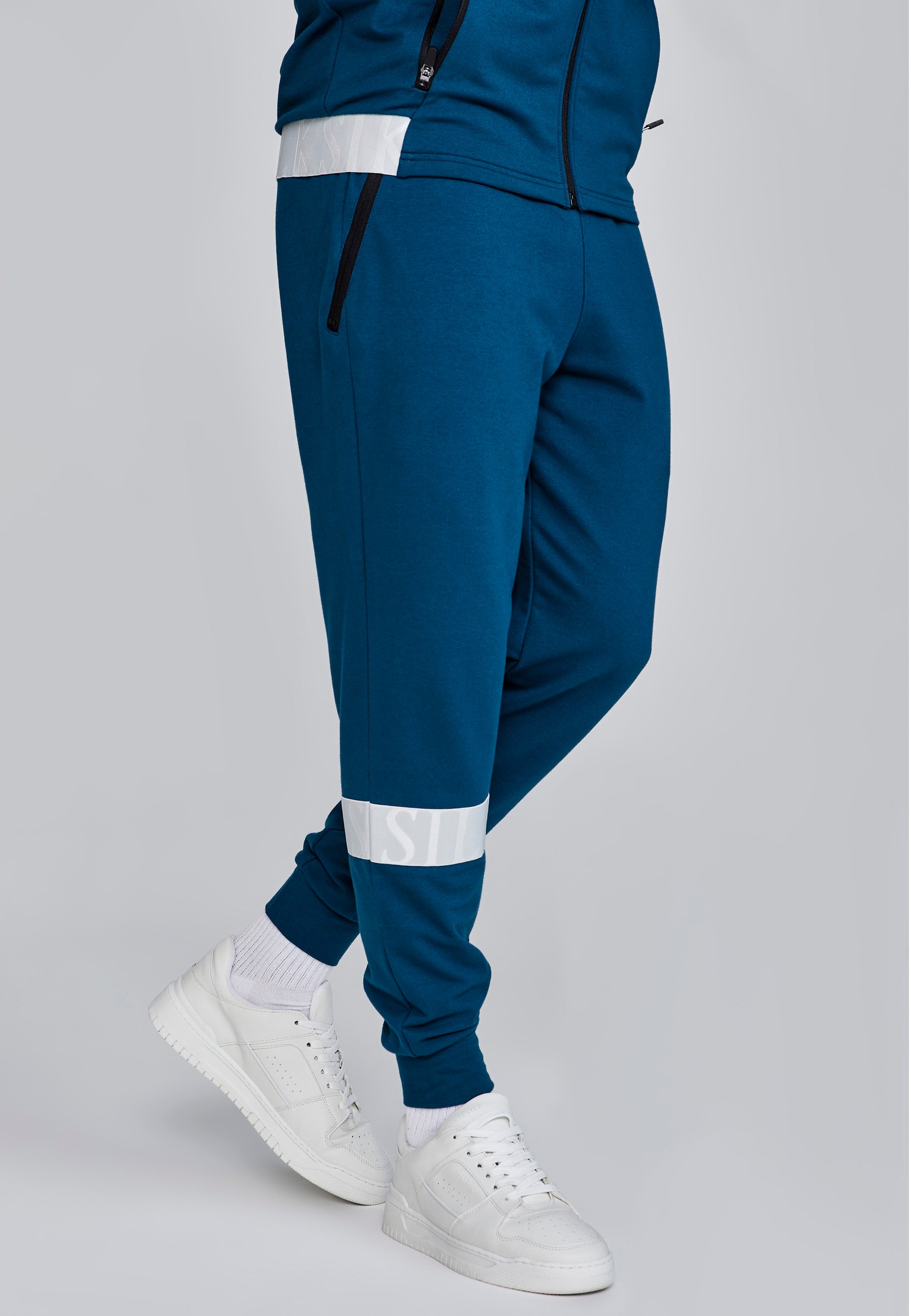 Dynamic Joggers