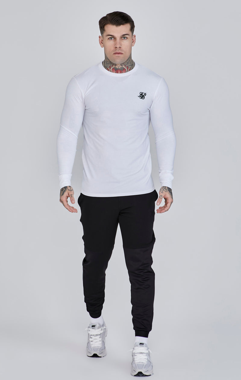 White Essentials Long Sleeve T-Shirt (1)