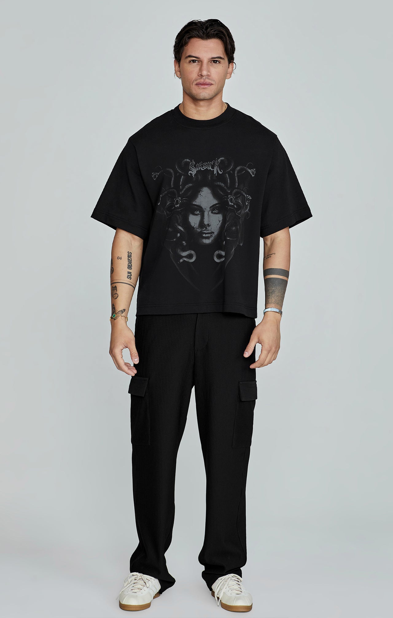 Black Medusa T-Shirt (1)