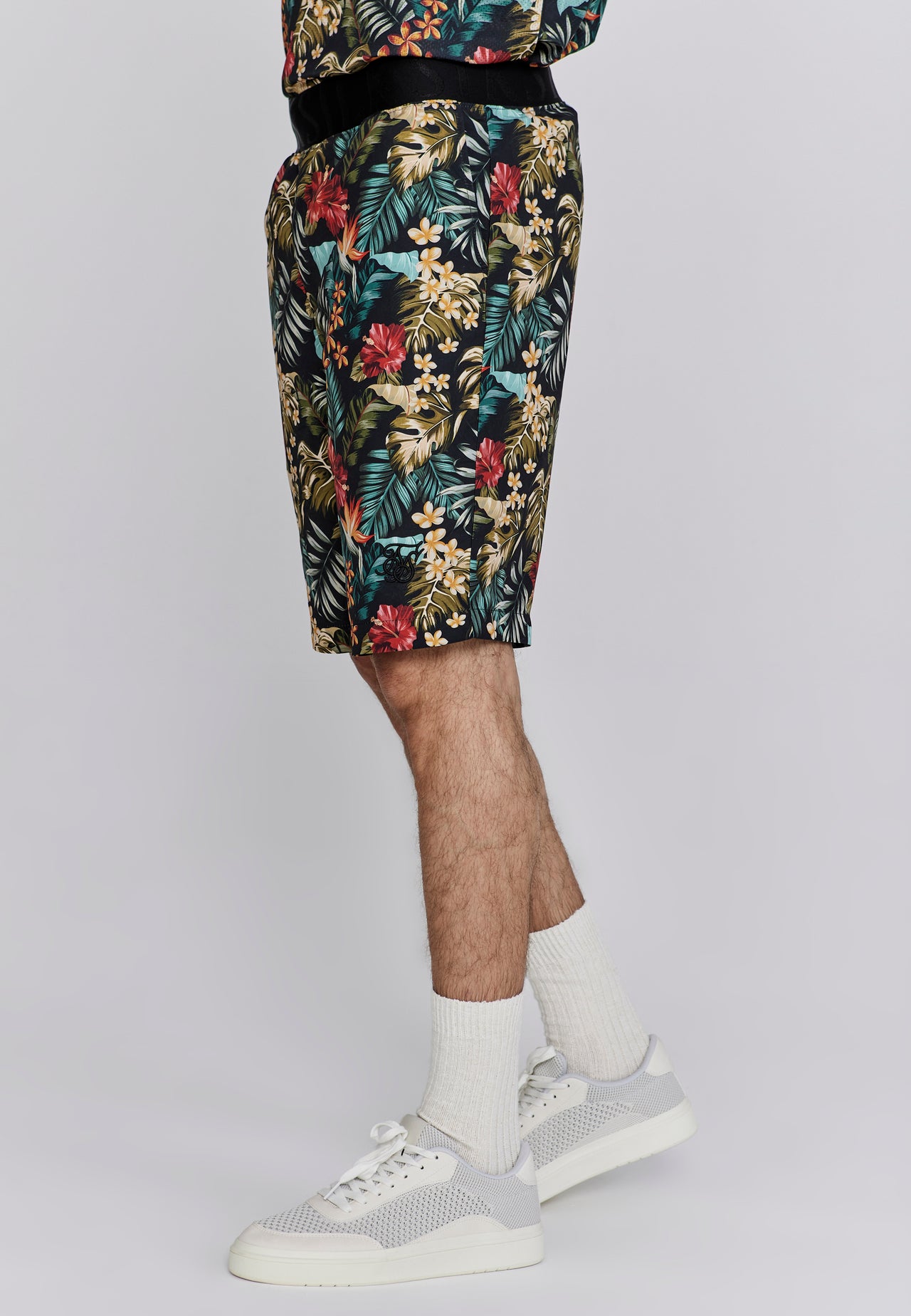 Multi Resort Short