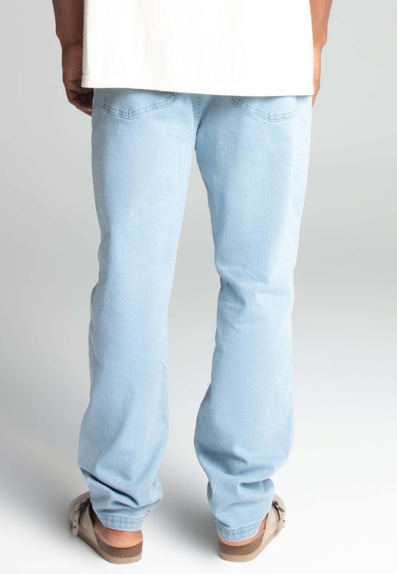 Washed Light Blue Tapered Jeans (3)