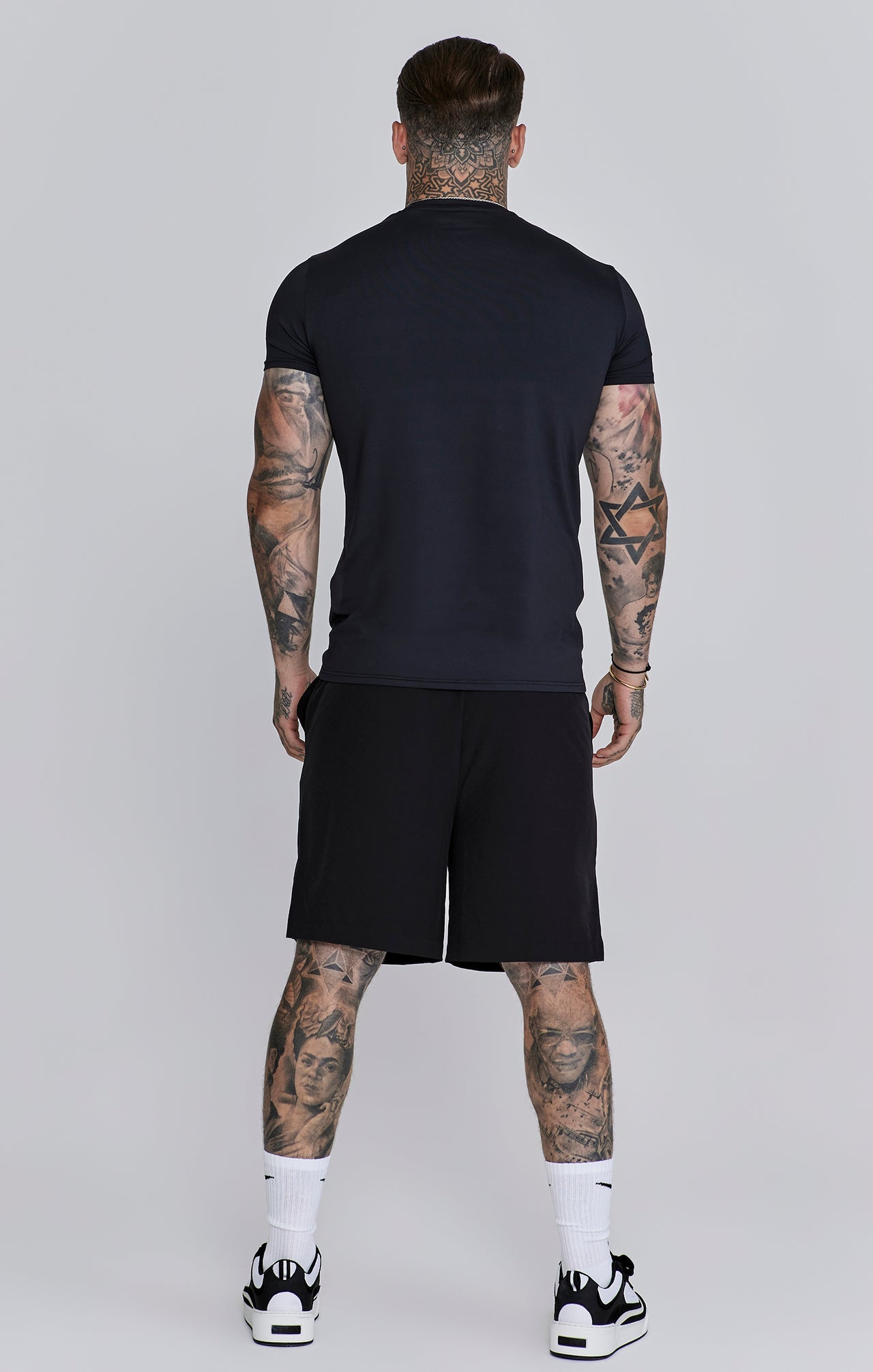 Black Muscle Fit T-Shirt (4)