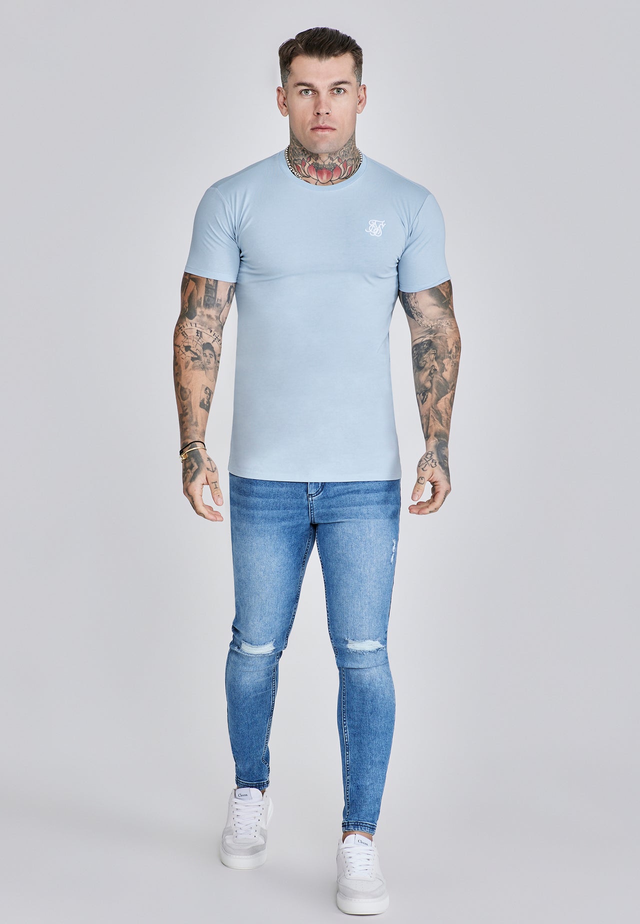 Essentials T-Shirt (2)
