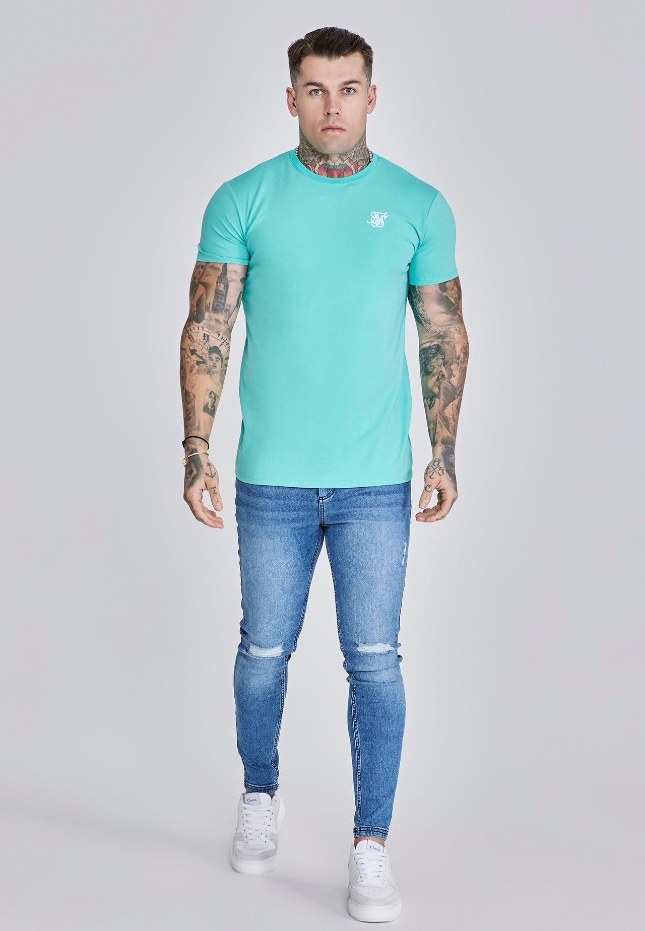 Essentials T-Shirt (2)
