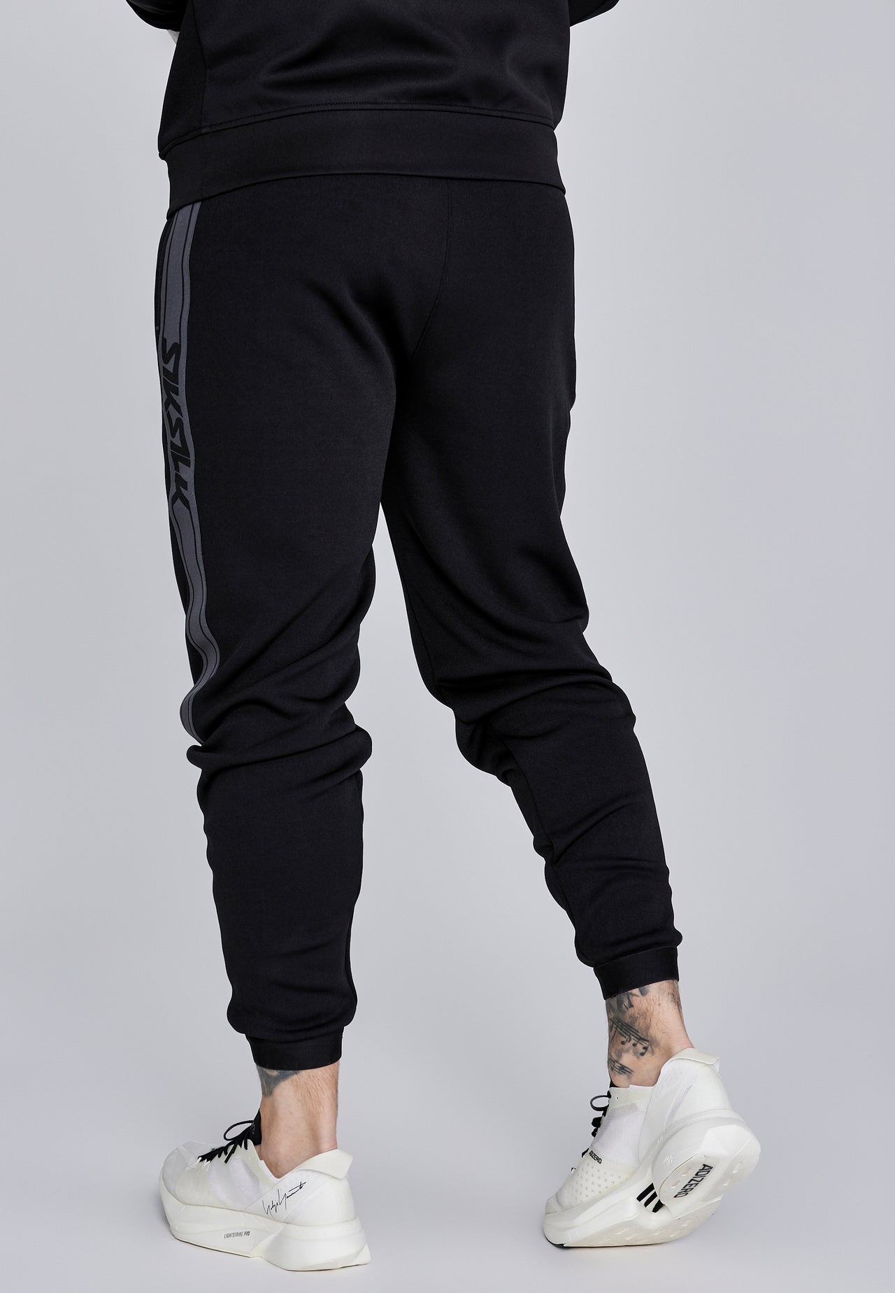 Black Muscle Fit Joggers (2)