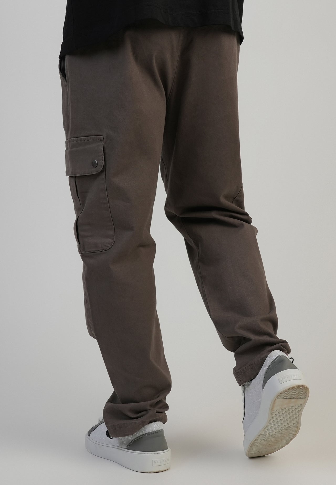 Brown Loose Fit Cargos (2)