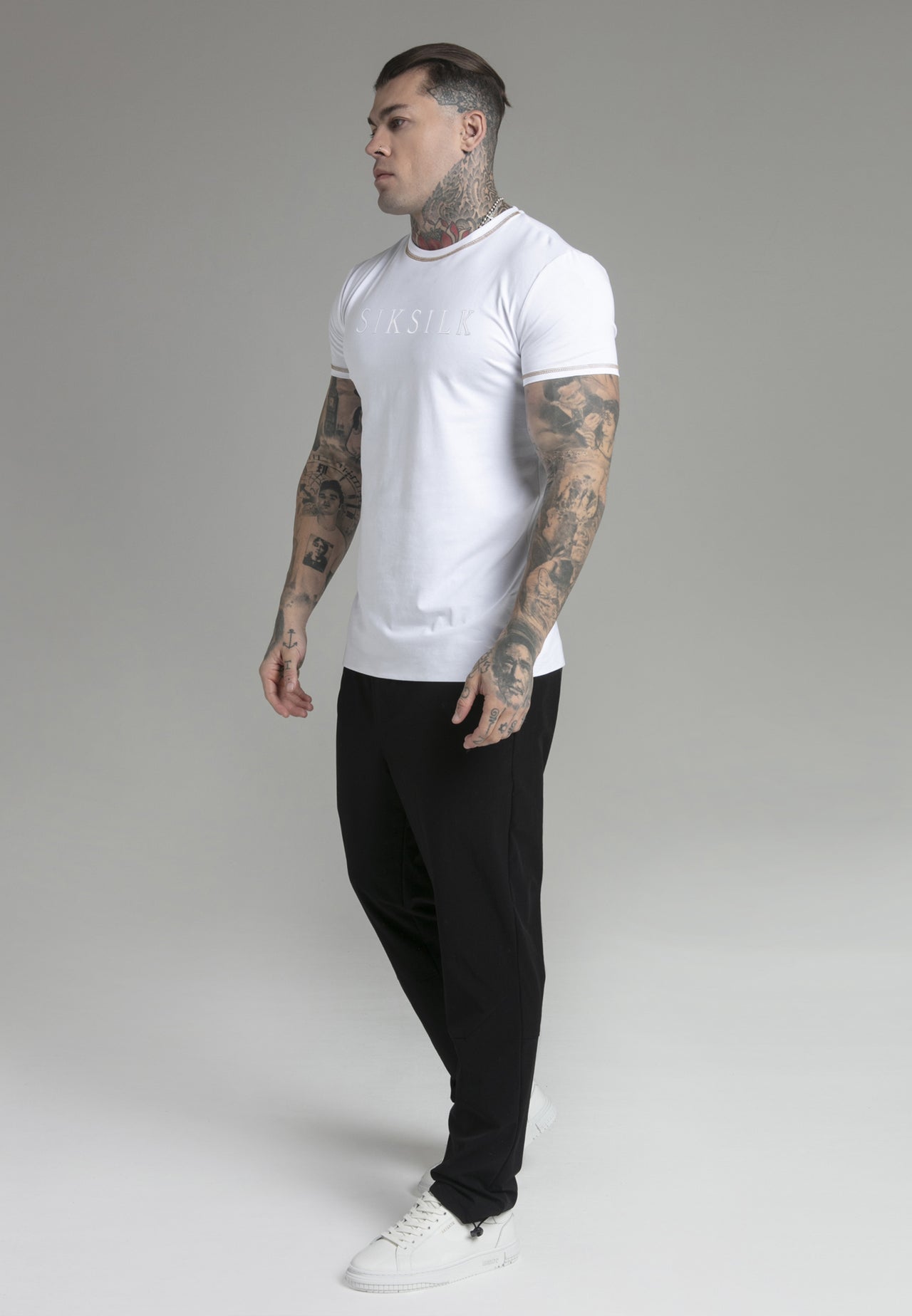 Muscle Fit T-Shirt (3)
