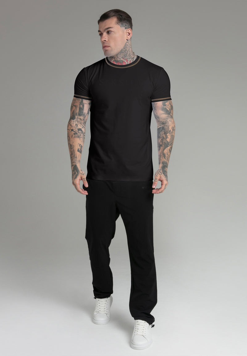 Black Muscle Fit T-Shirt (1)