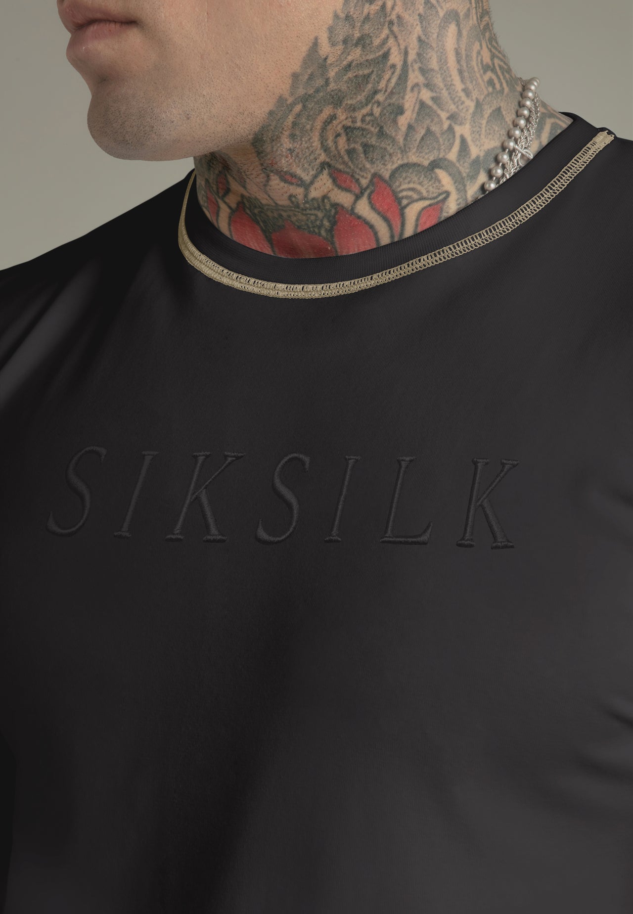 Muscle Fit T-Shirt (2)