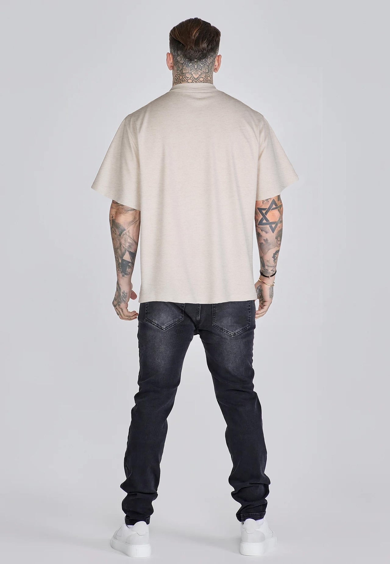 Ecru Graphic T-Shirt (4)